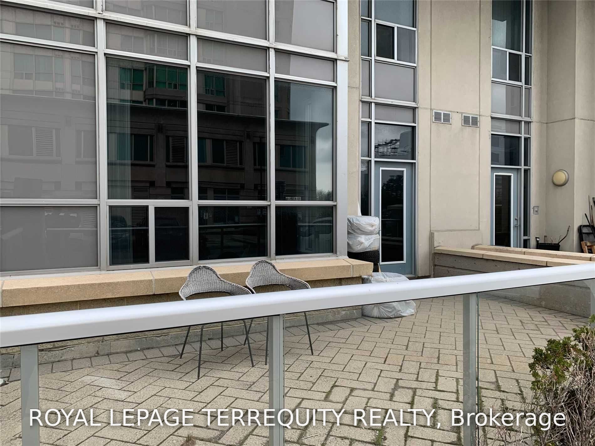 36 Lee Centre Drive Th108, Toronto, ON M1H 3K2 photo 5