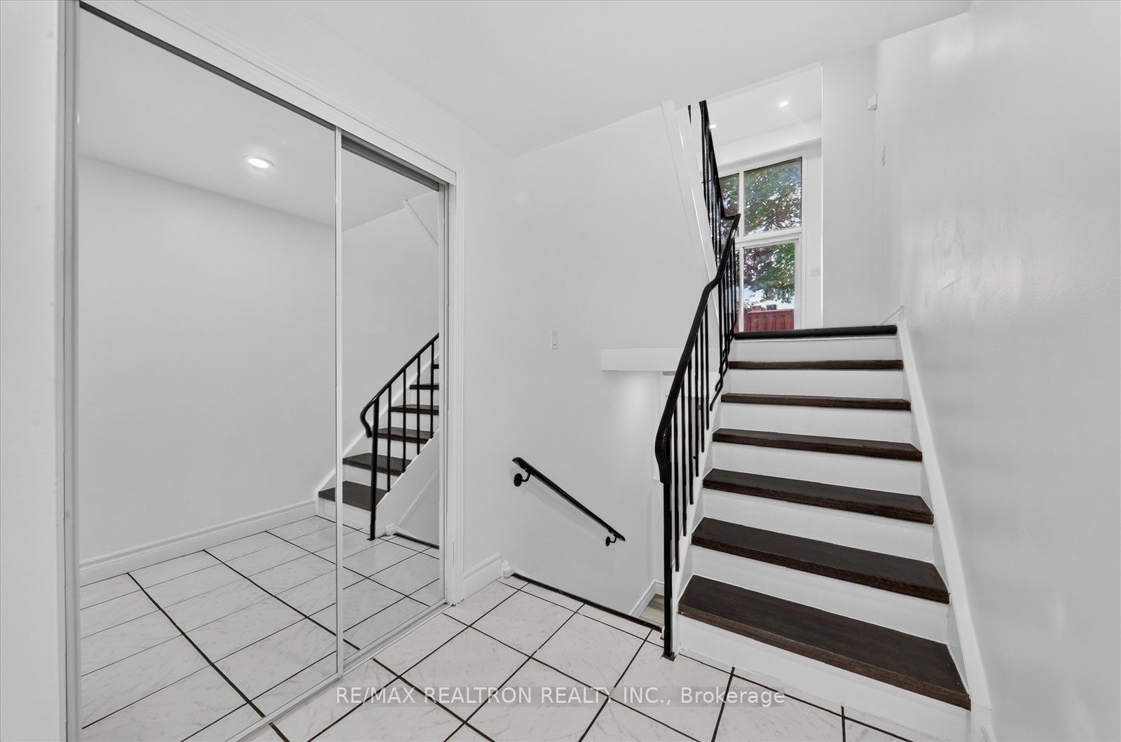 331 Trudelle Street 49, Toronto, ON M1J 3J9 photo 5