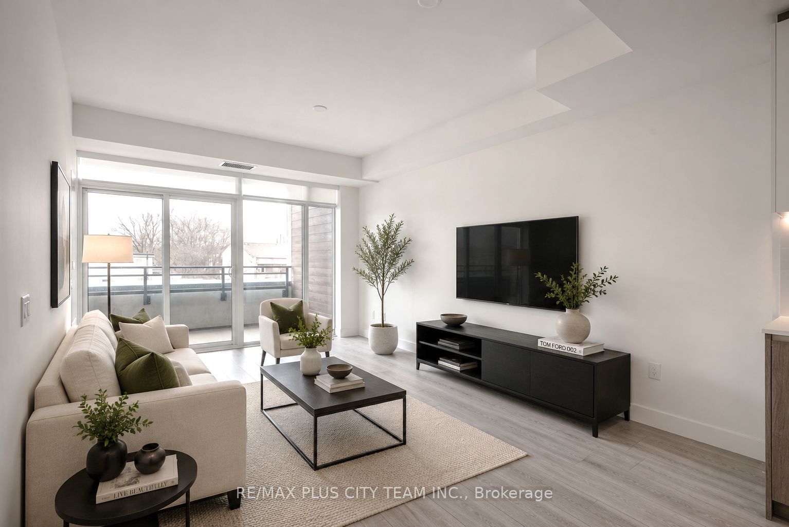1285 Queen Street E 303, Toronto, ON M4L 0B6 photo 3