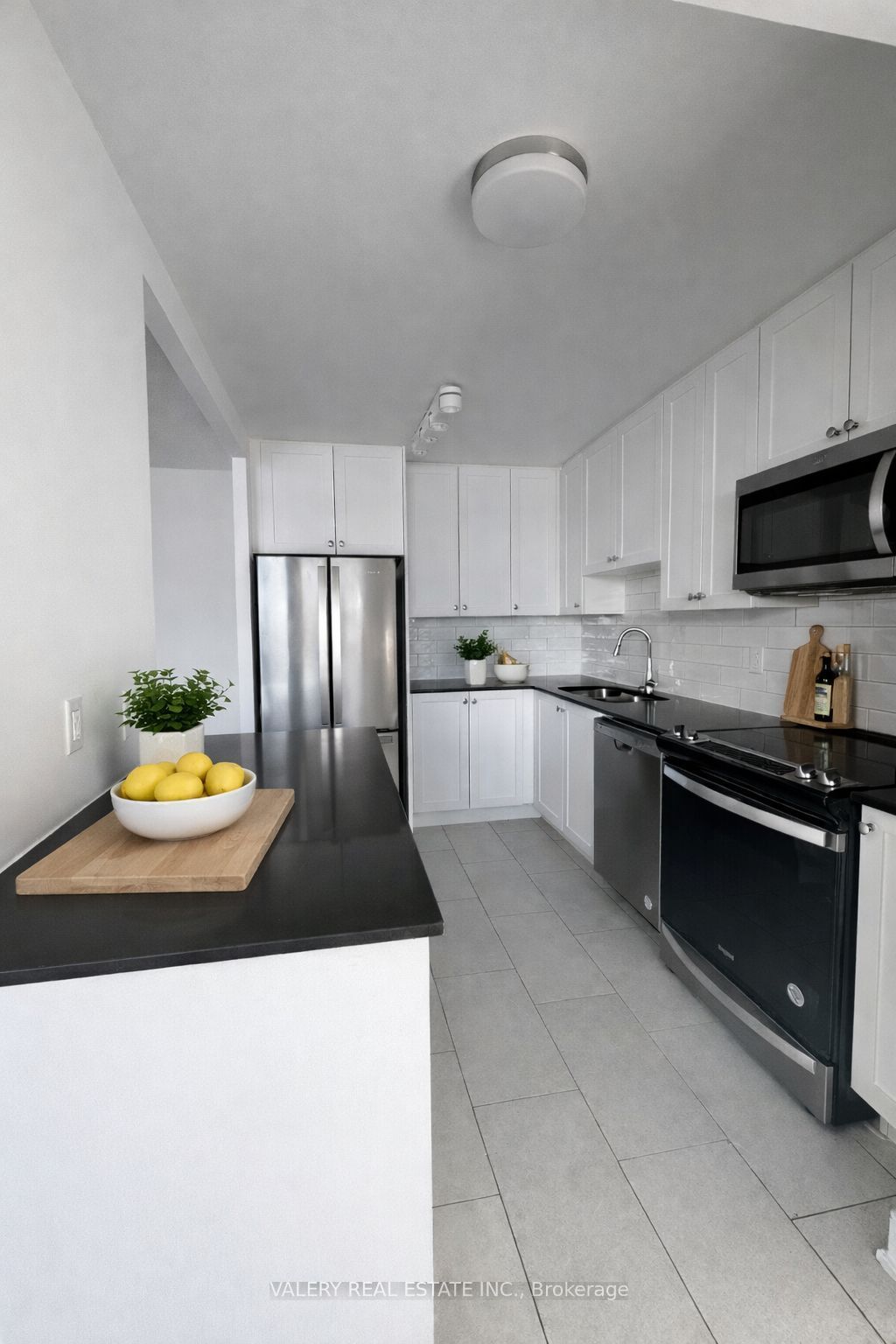 750 Morningside Avenue 1201, Toronto, ON M1C 3A1 photo 3
