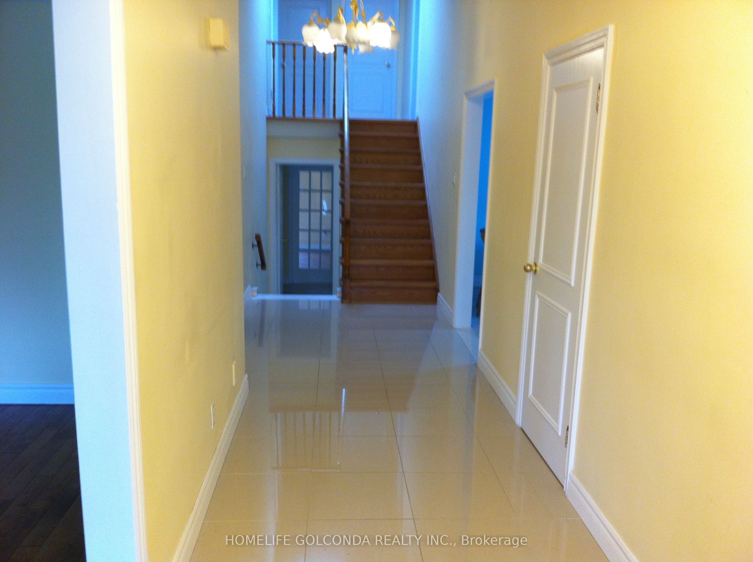 853 Huntingwood Drive 1, Toronto, ON M1T 3L7 photo 4