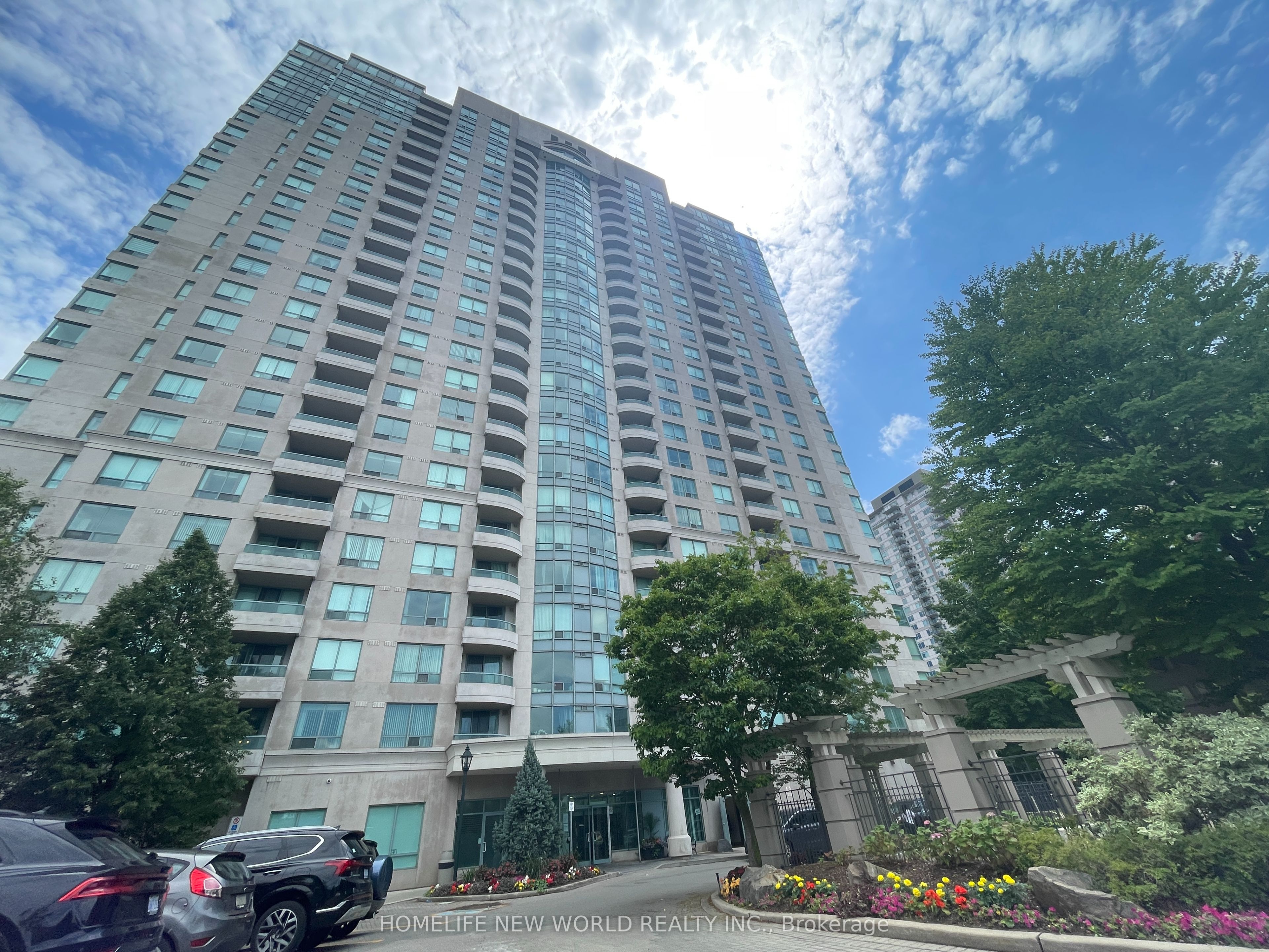 61 Town Centre Court PH9, Toronto, ON M1P 5C5