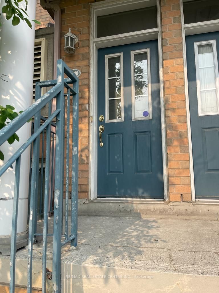 117 Omni Drive 20, Toronto, ON M1P 5A5 photo 3