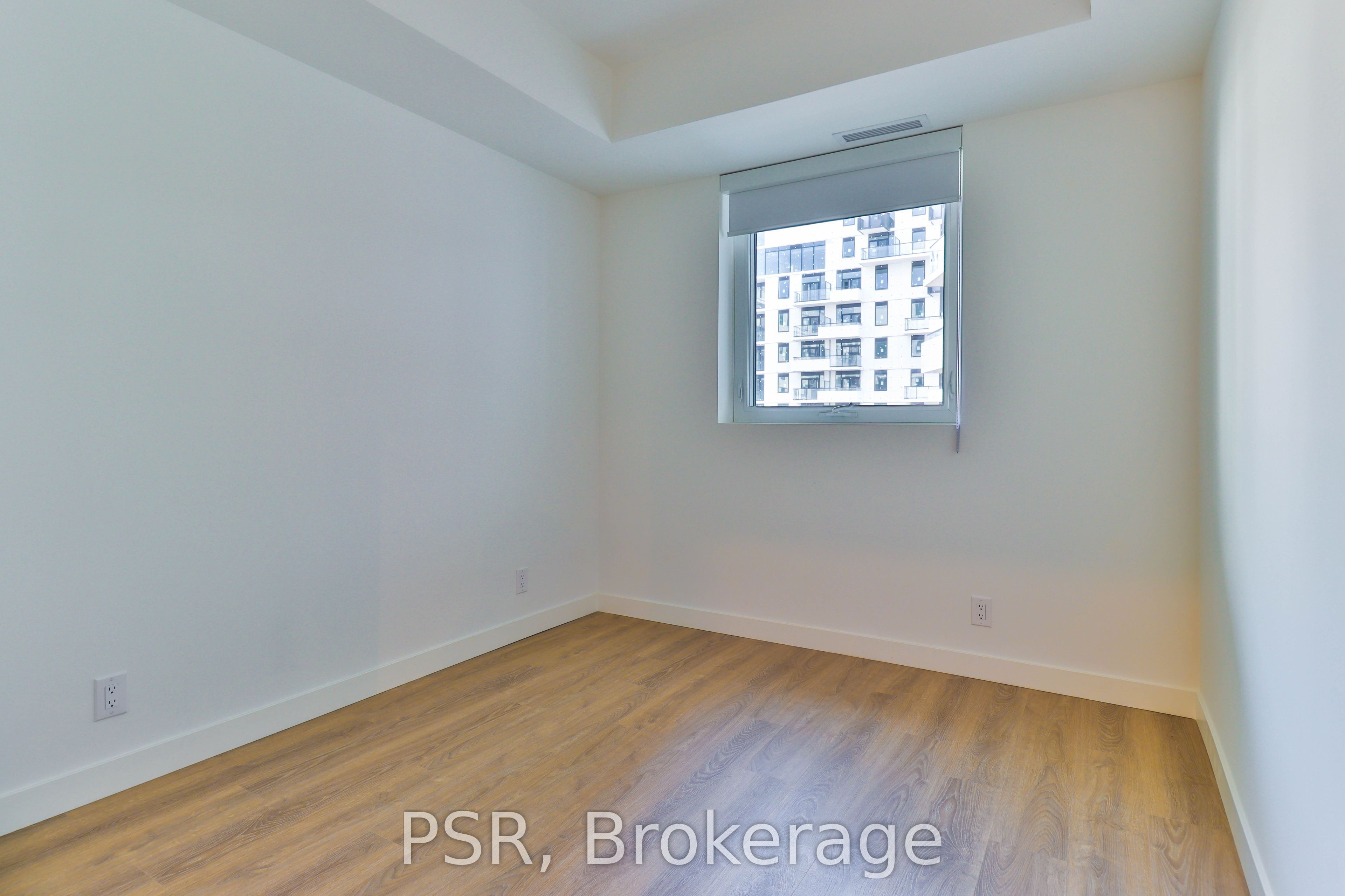 1050 Eastern Avenue 444, Toronto, ON M4L 0B7 photo 3
