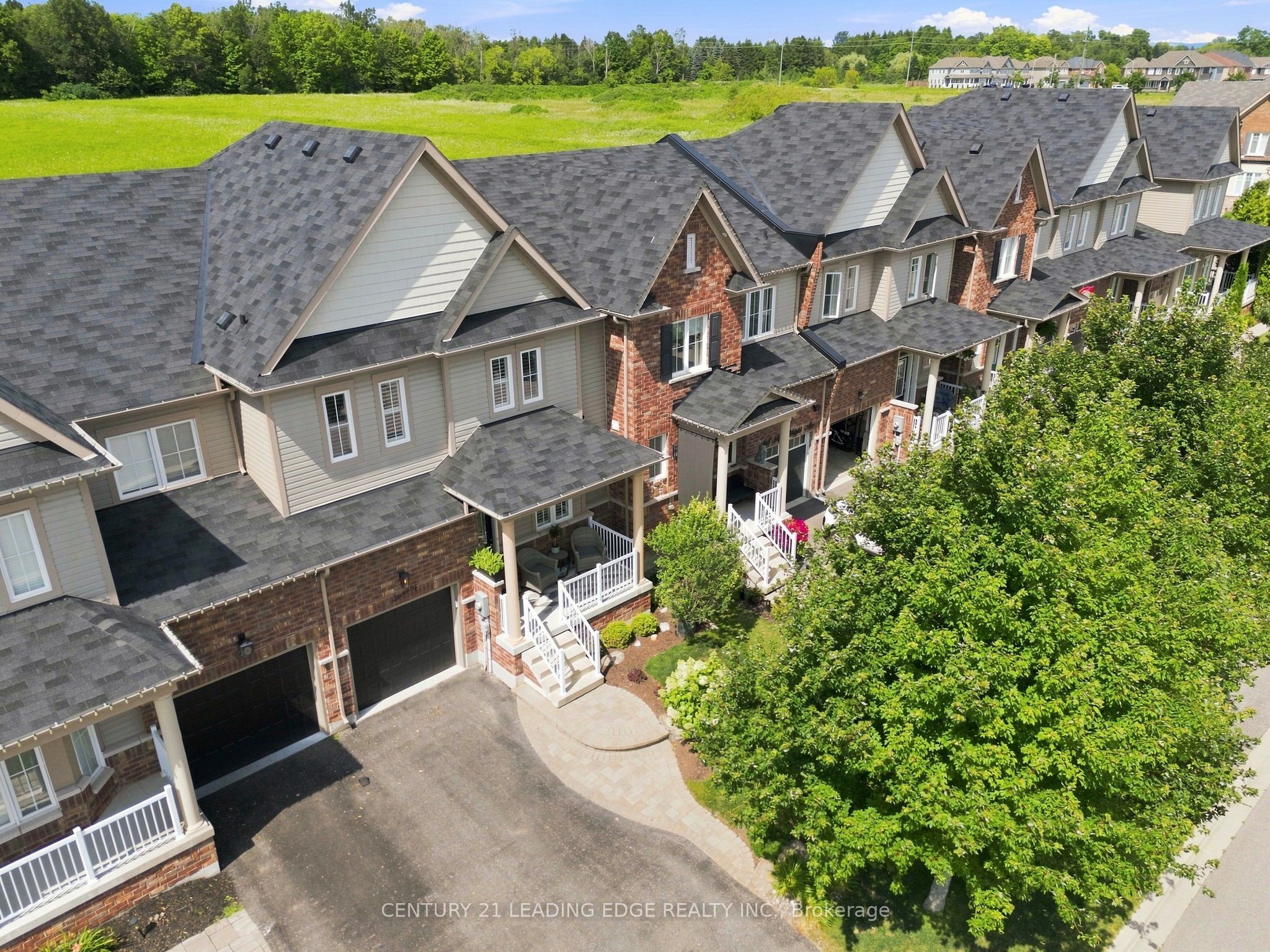 70 Ross Wright Avenue, Clarington, ON L1C 3A6 photo 3