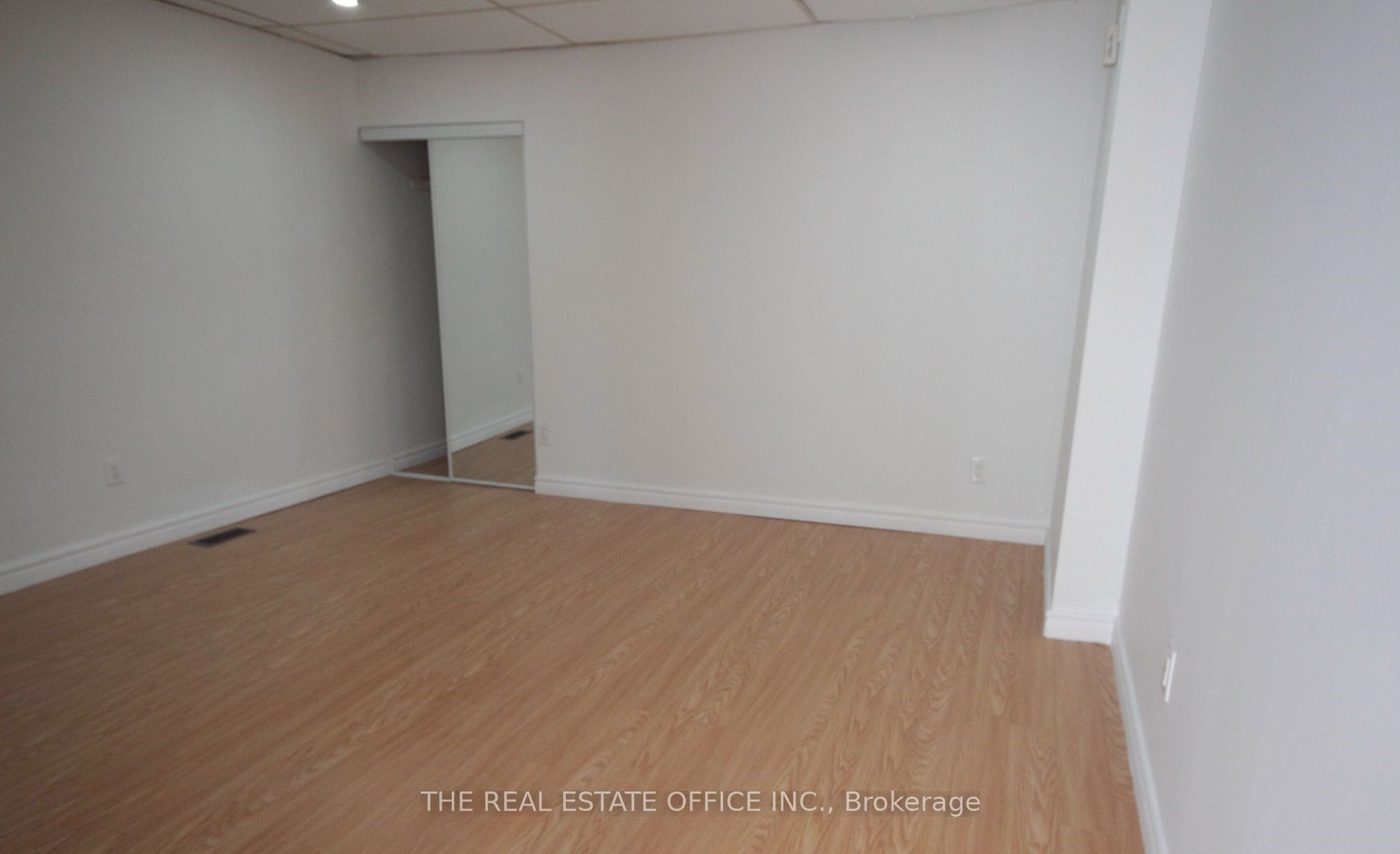 2444 Kingston Road Unit 1, Toronto, ON M1N 1V3 photo 3