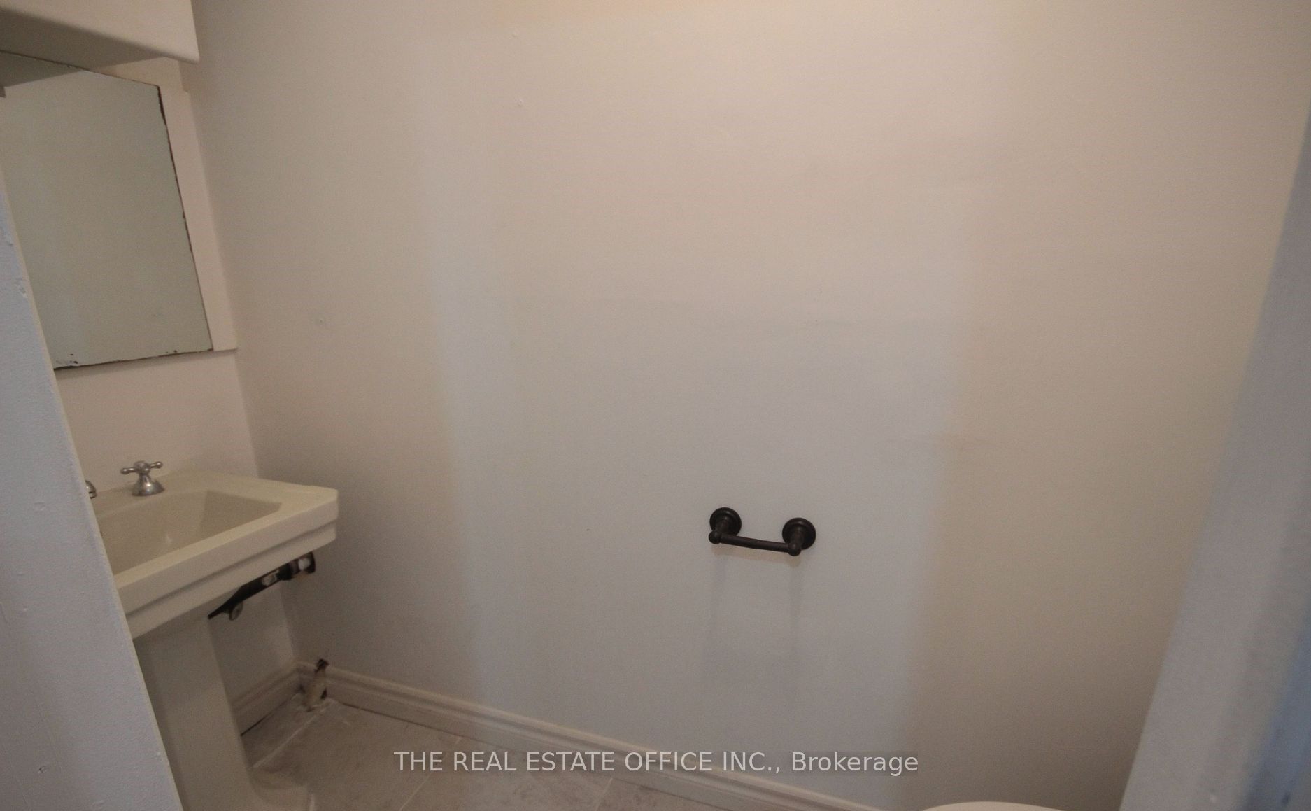 2444 Kingston Road Unit 1, Toronto, ON M1N 1V3 photo 5
