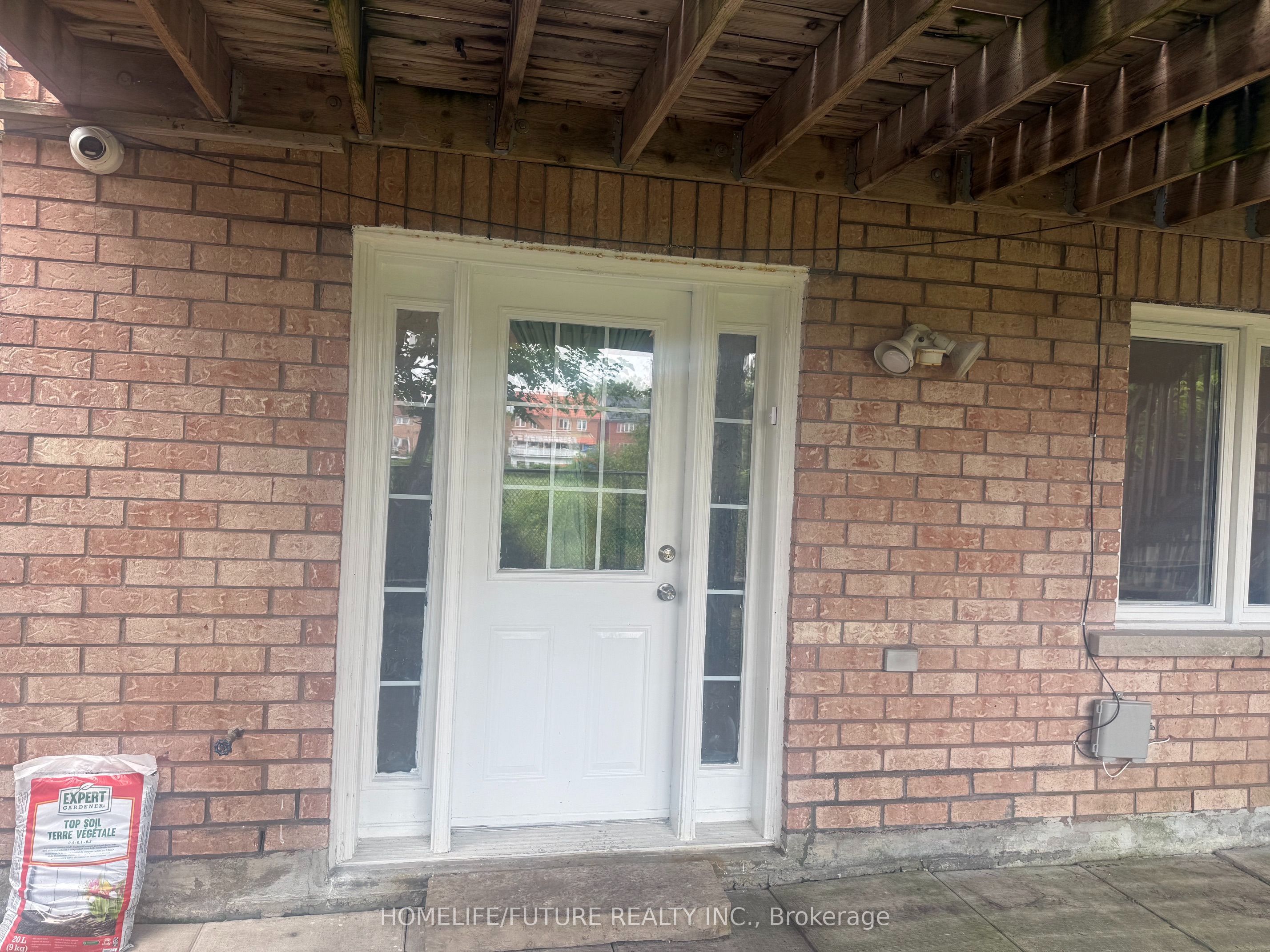 92 Knotwood Crescent Basement, Toronto, ON M1X 1Y8
