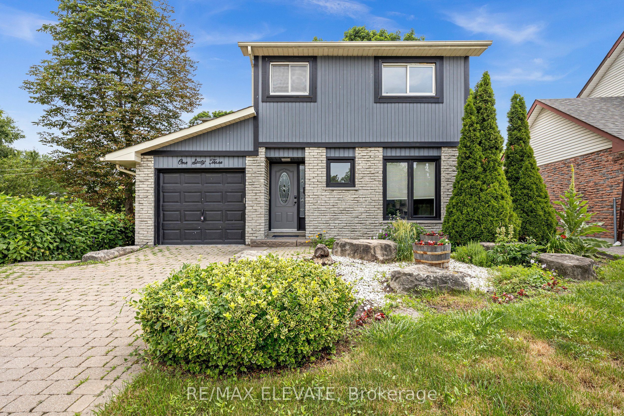 163 Brunswick Court, Oshawa, ON L1H 7R6