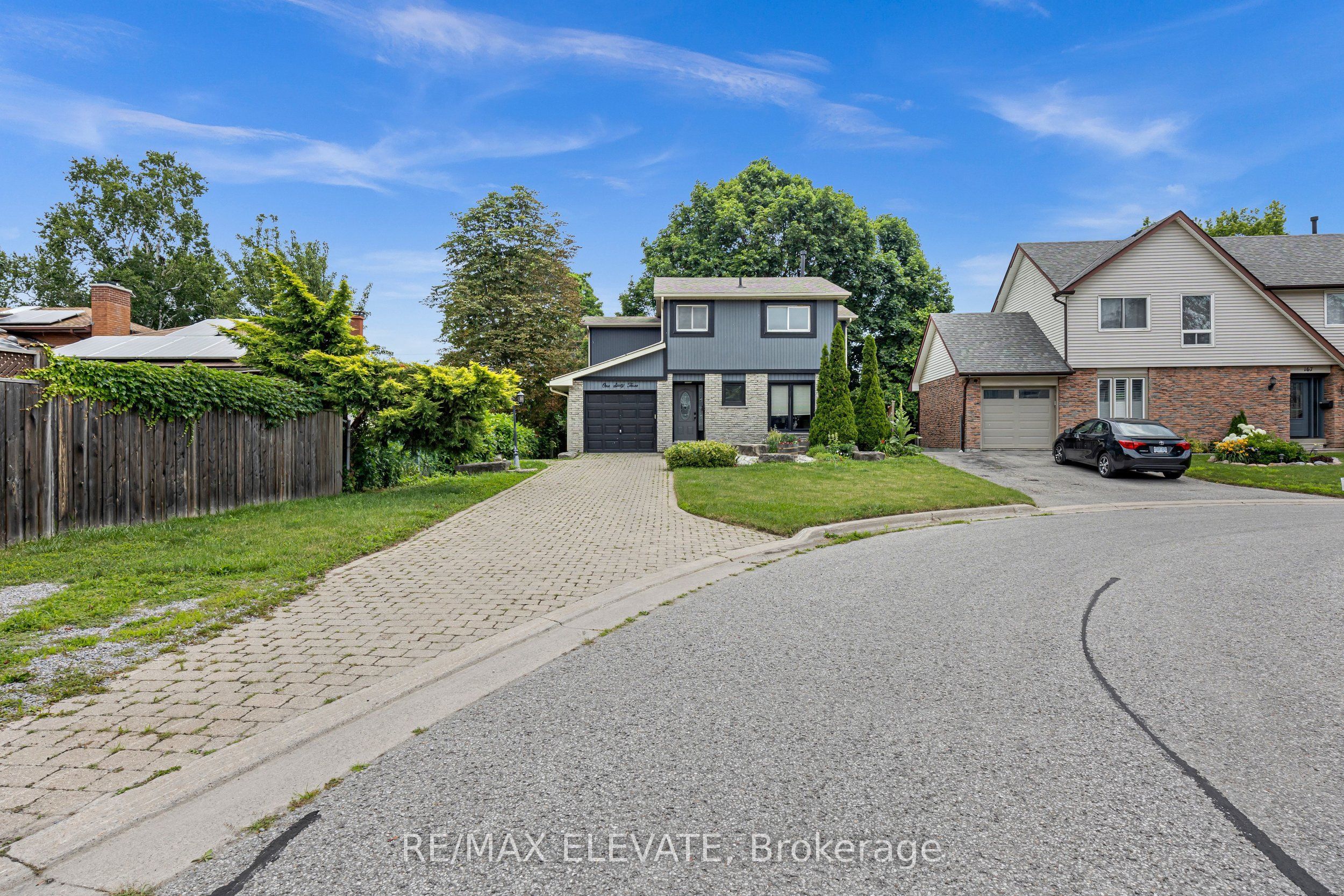 163 Brunswick Court, Oshawa, ON L1H 7R6 photo 2