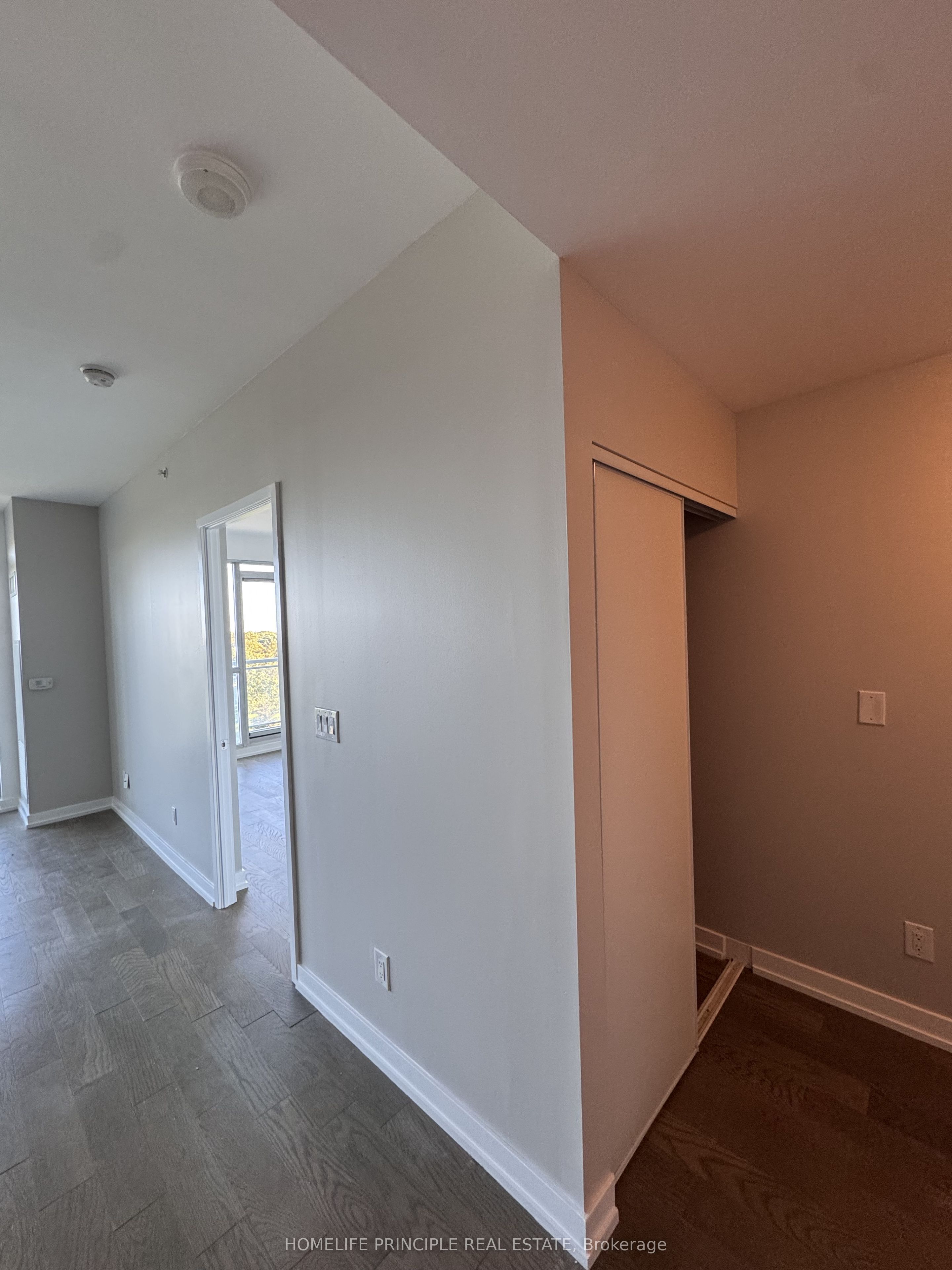 1350 Kingston Road 607, Toronto, ON M1N 1P7 photo 3