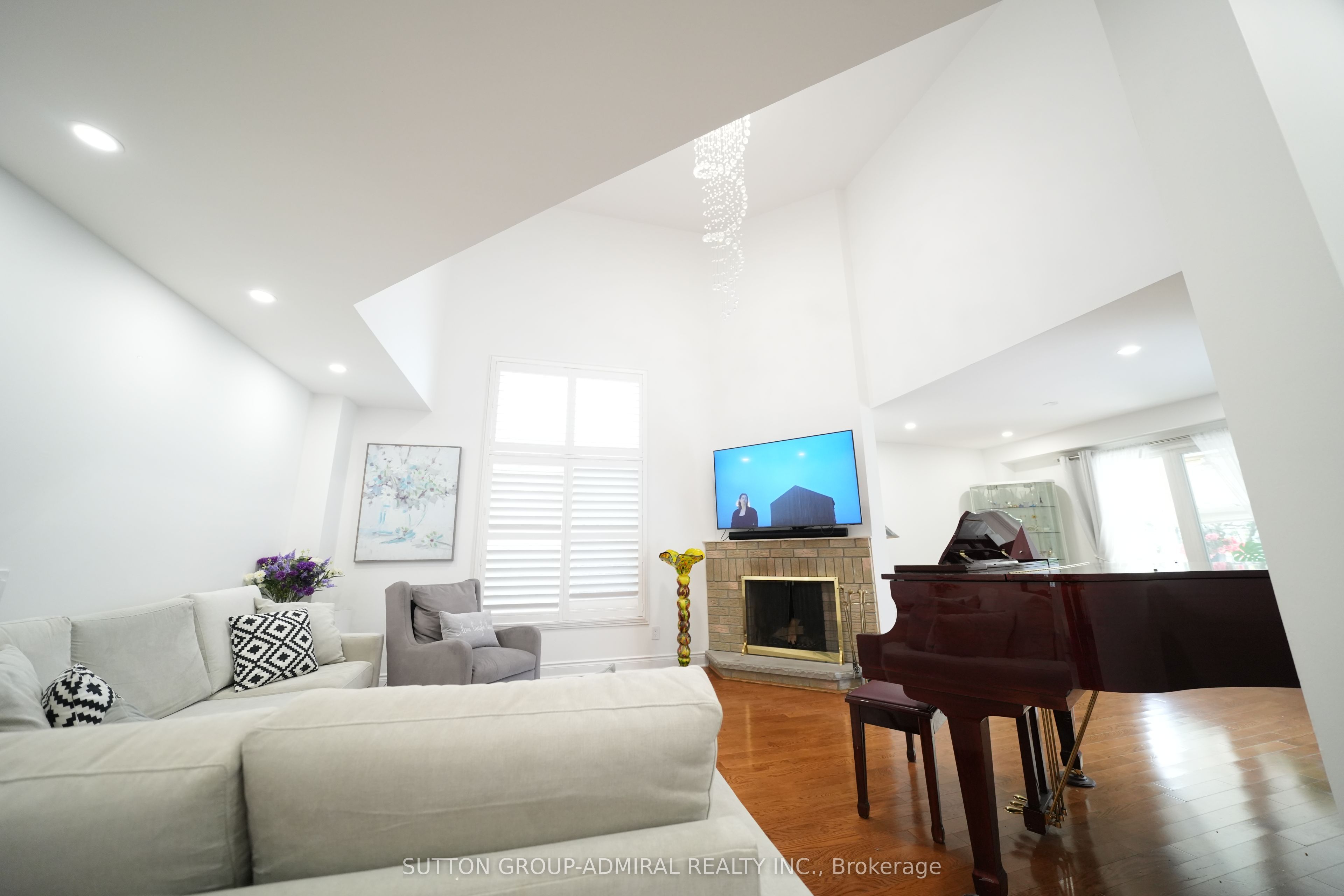 33 Wilderness Drive, Toronto, ON M1V 3P4 photo 4