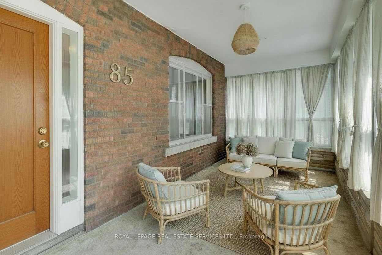 85 Dawes Road, Toronto, ON M4C 5B2 photo 3