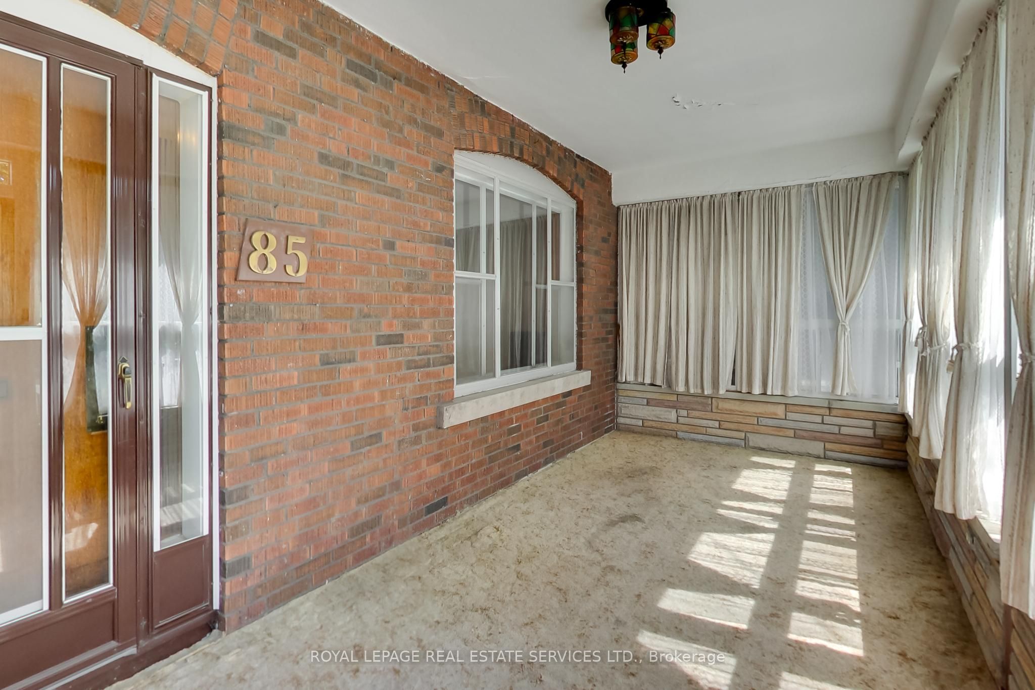 85 Dawes Road, Toronto, ON M4C 5B2 photo 4