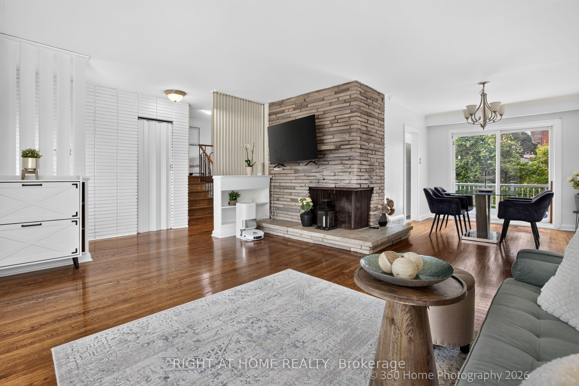 100 Perivale Crescent, Toronto, ON M1J 2C3 photo 2