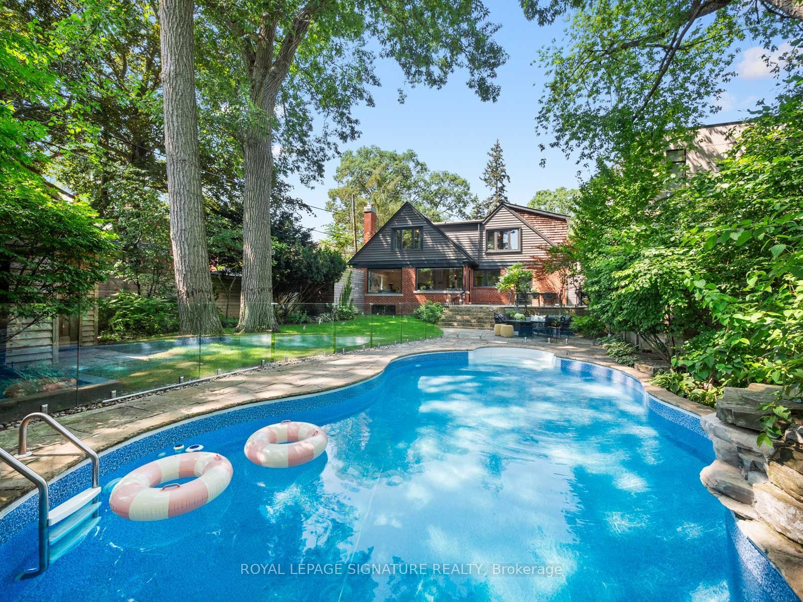 74 Fallingbrook Drive, Toronto, ON M1N 1B6 photo 2
