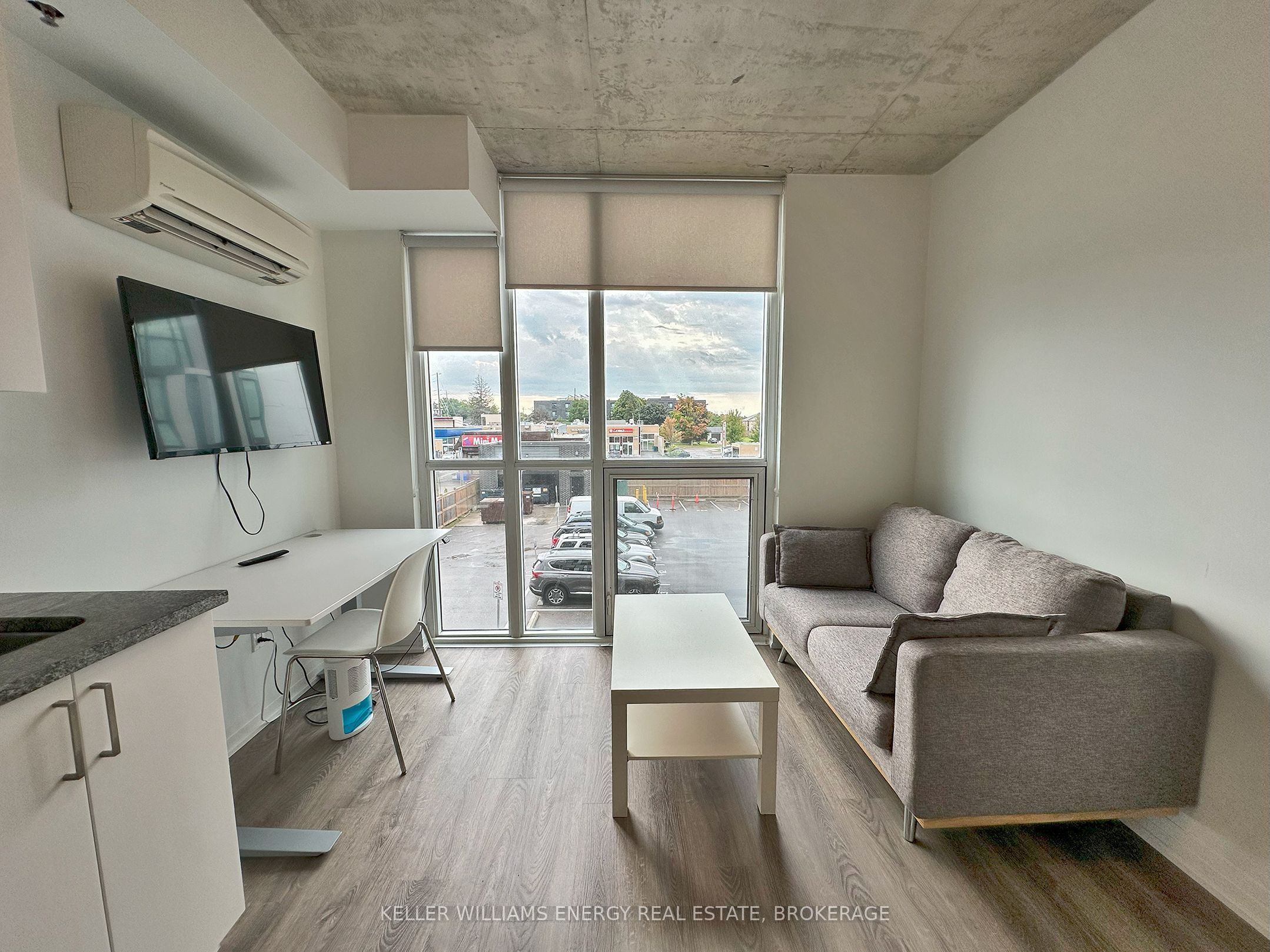 1900 Simcoe Street N 241, Oshawa, ON L1G 4Y3 photo 5