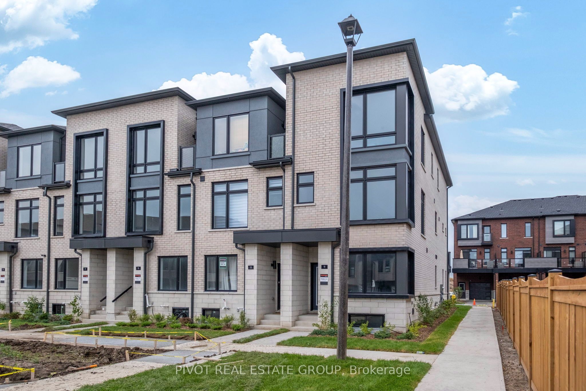 11 Pluto Way, Whitby, ON L1M 0M7