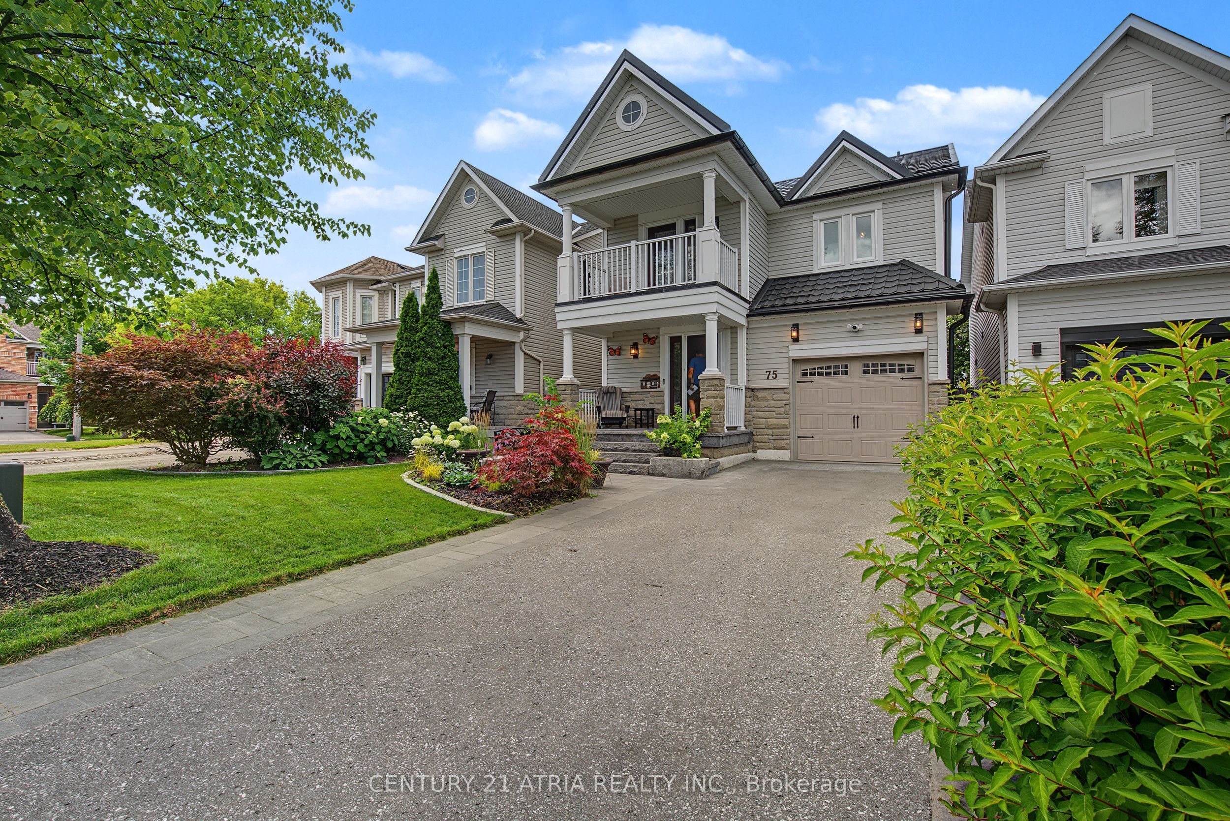 75 Tunney Place NW, Whitby, ON L1M 2G5 photo 2