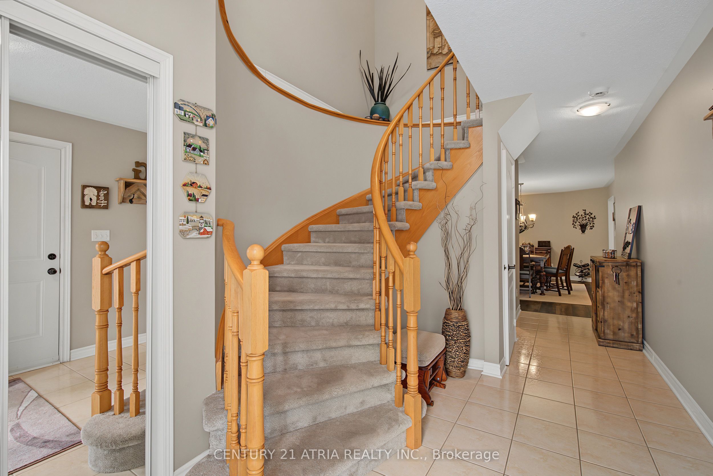 75 Tunney Place NW, Whitby, ON L1M 2G5 photo 5
