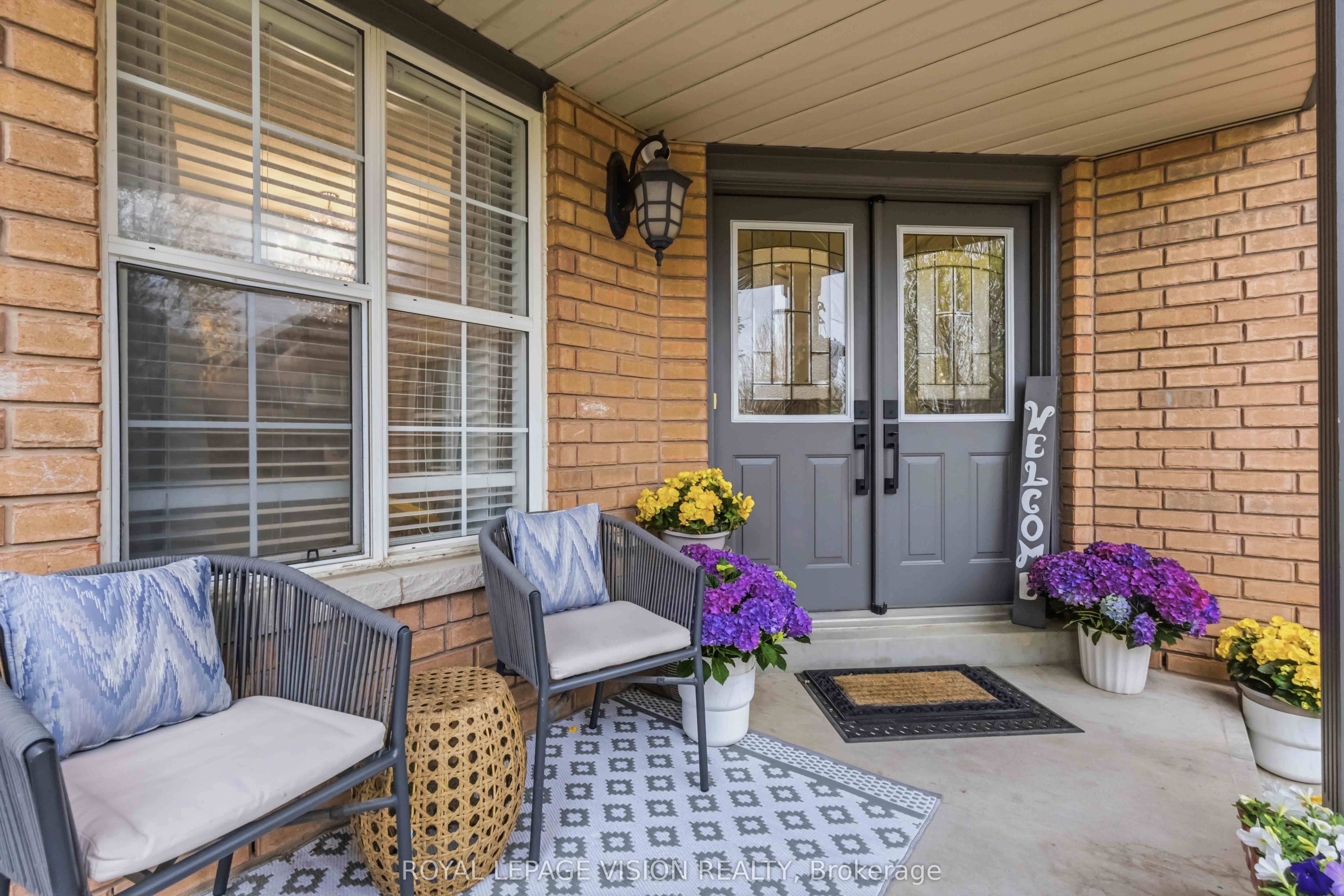 55 Medland Avenue E, Whitby, ON L1P 1S7 photo 5