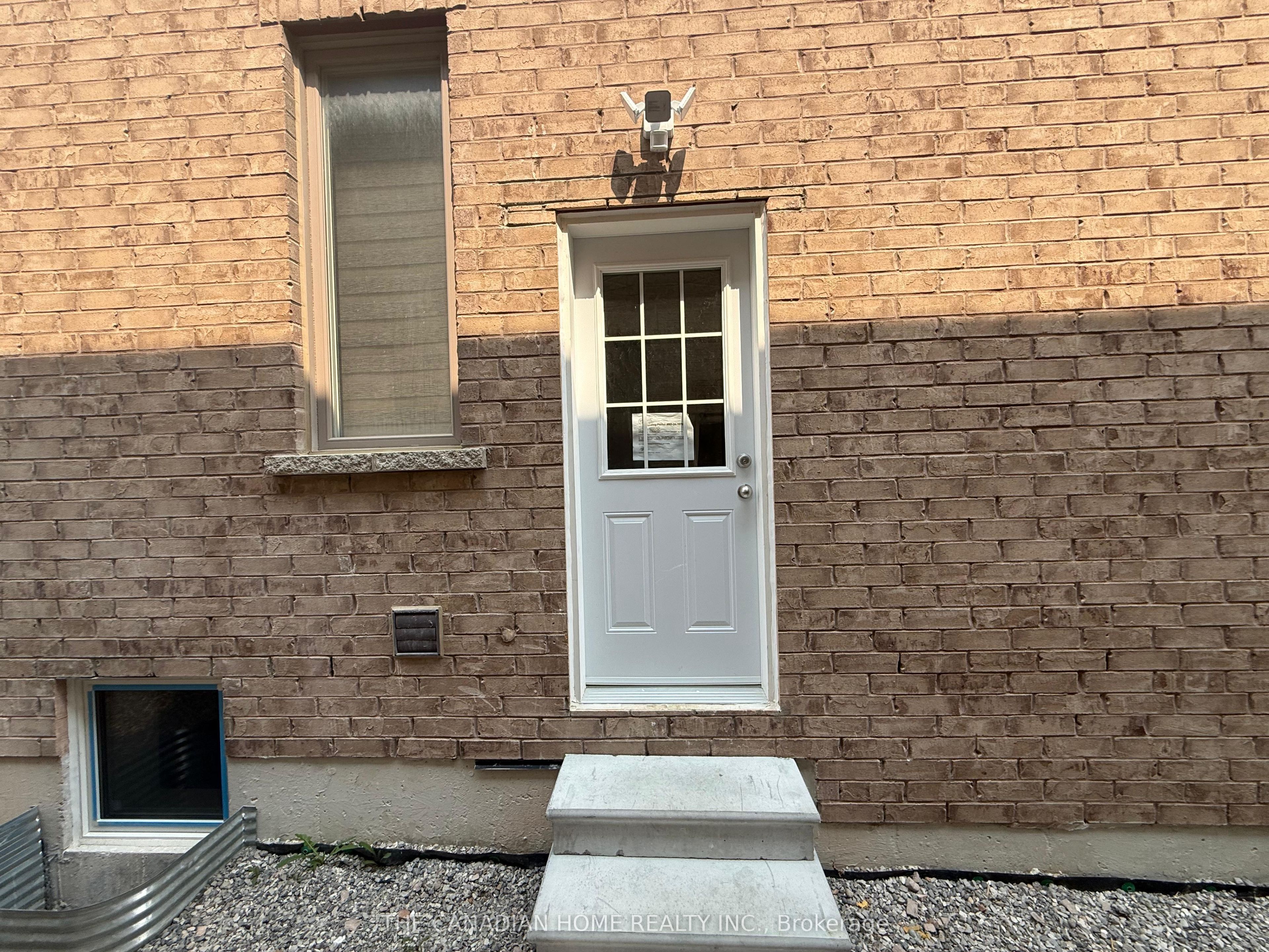 84 CHRISTINE ELLIOTT Avenue N Basement, Whitby, ON L1P 0E1 photo 2