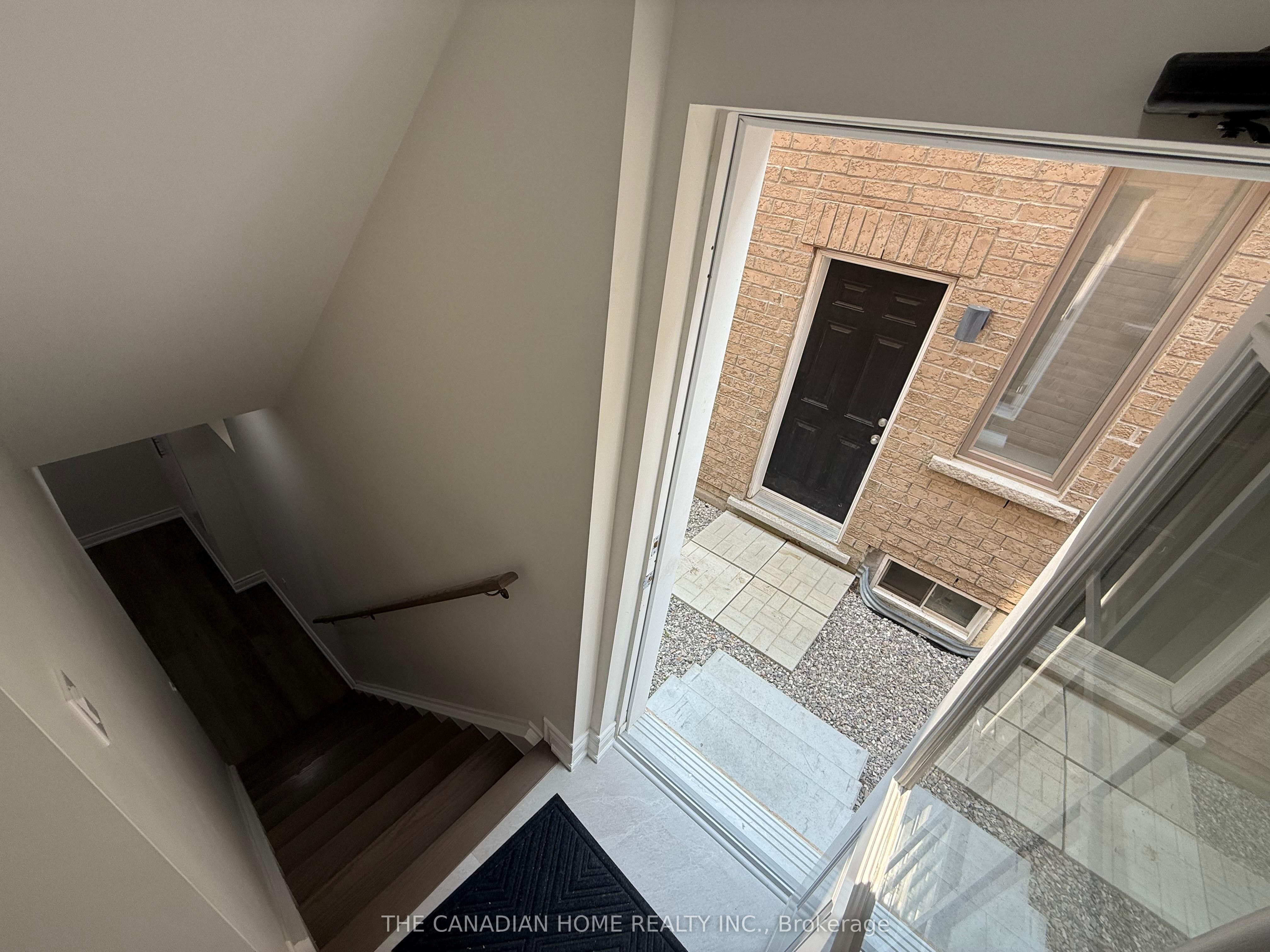 84 CHRISTINE ELLIOTT Avenue N Basement, Whitby, ON L1P 0E1 photo 3