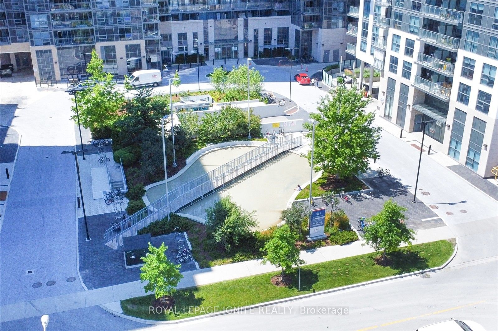 30 Meadowglen Place 1110, Toronto, ON M1G 0A6 photo 4