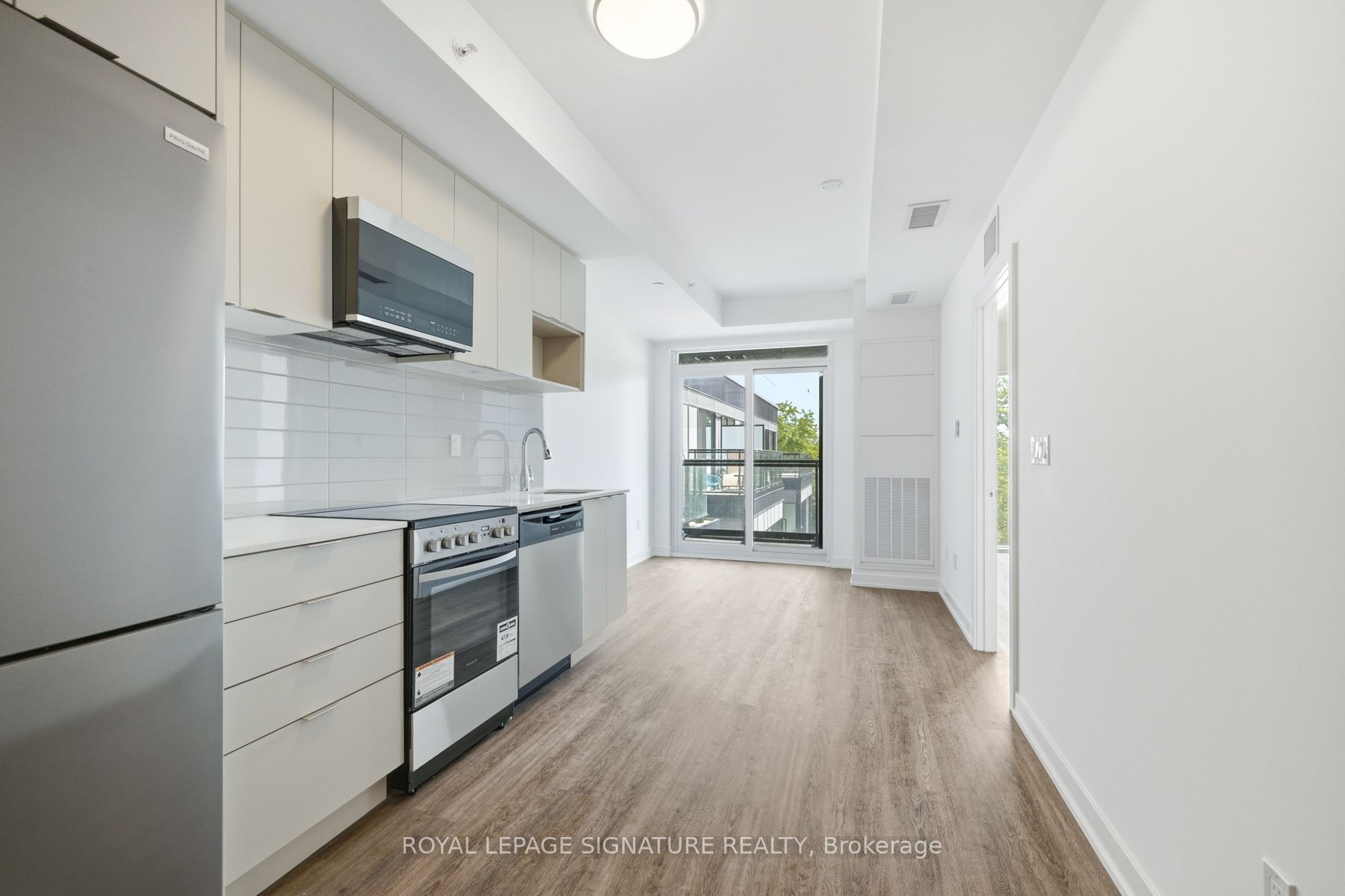 4569 Kingston Road 405, Toronto, ON M1E 2P2