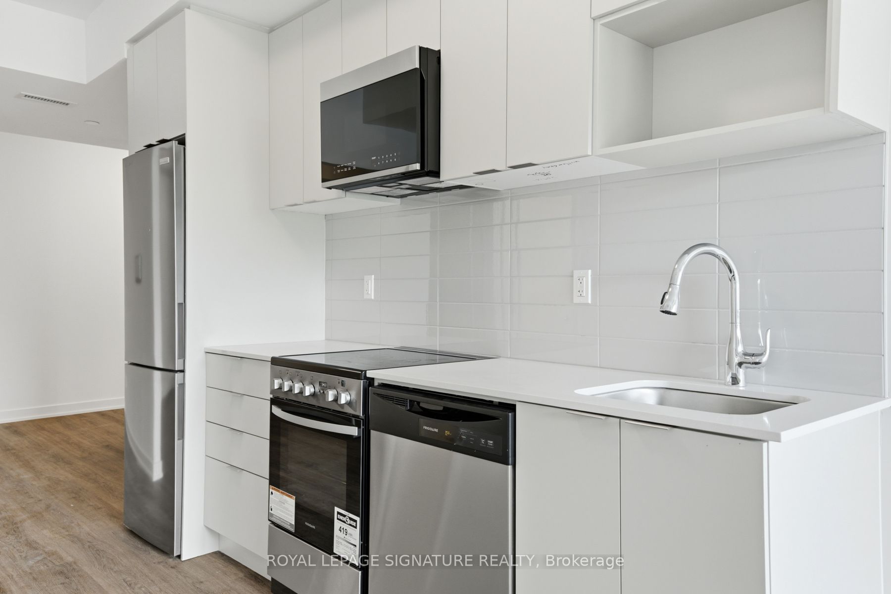 4569 Kingston Road 405, Toronto, ON M1E 2P2 photo 5