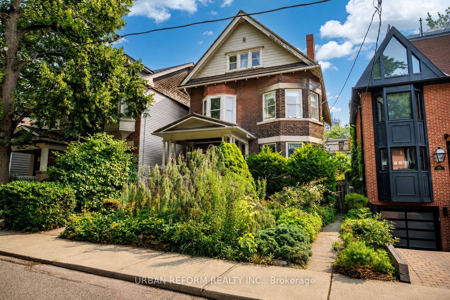 197 De Grassi Street, Toronto, ON M4M 2K8 photo 3
