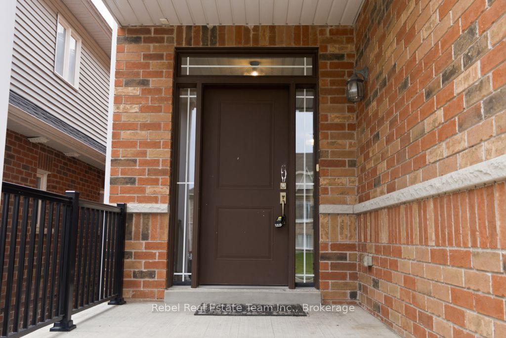 1849 Silverstone Crescent, Oshawa, ON L1K 0T2 photo 4