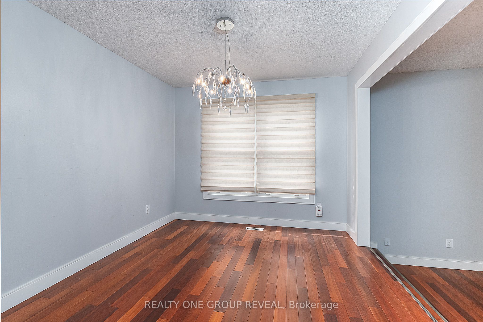 326 Prince Of Wales Drive, Whitby, ON L1N 6M9 photo 5