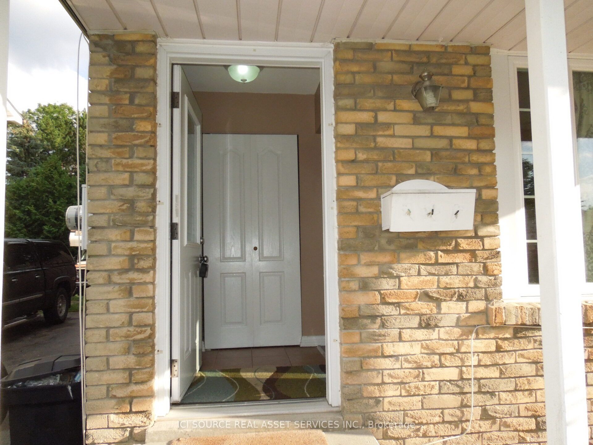 129 Ormond Drive, Oshawa, ON L1G 6T3 photo 2