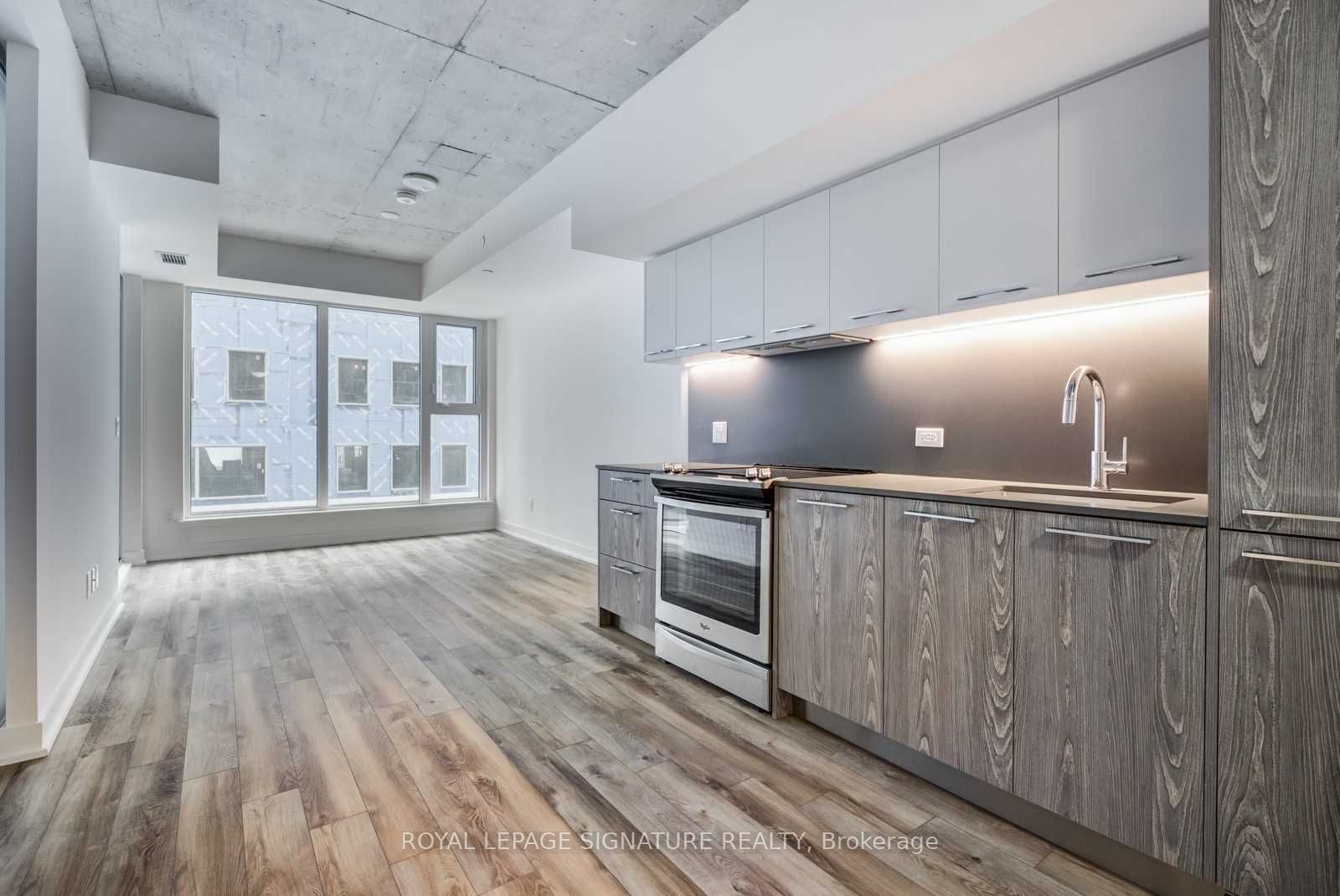30 Baseball Place 512, Toronto, ON M4M 0E8 photo 2