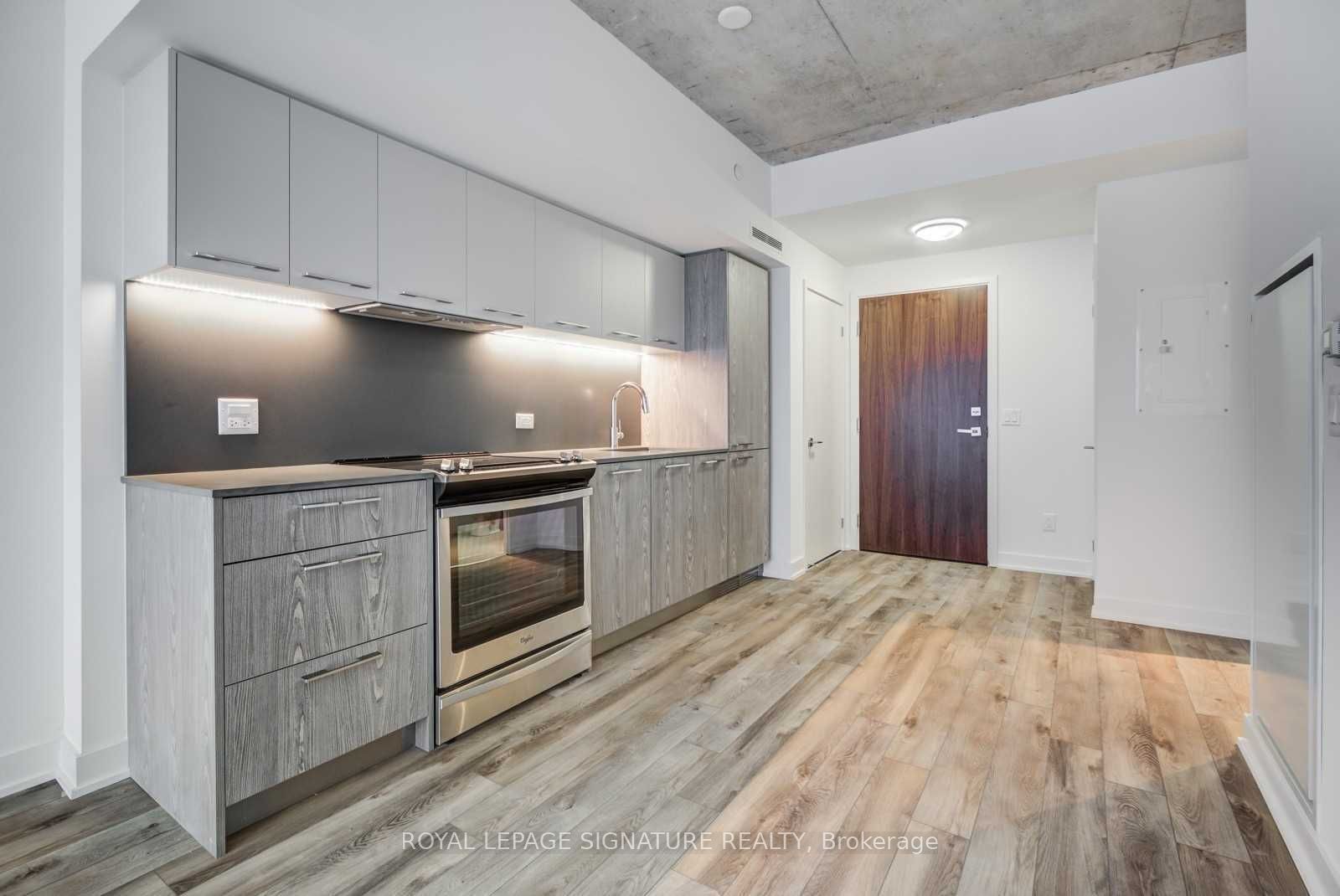 30 Baseball Place 512, Toronto, ON M4M 0E8 photo 3