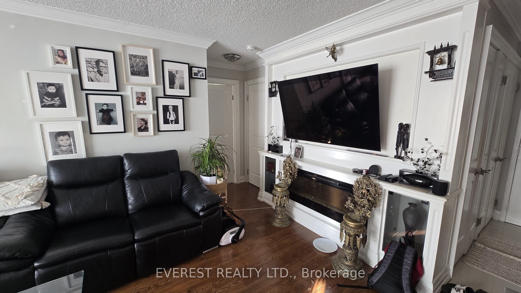 1470 Midland Avenue 2004, Toronto, ON M1P 4Z4 photo 4