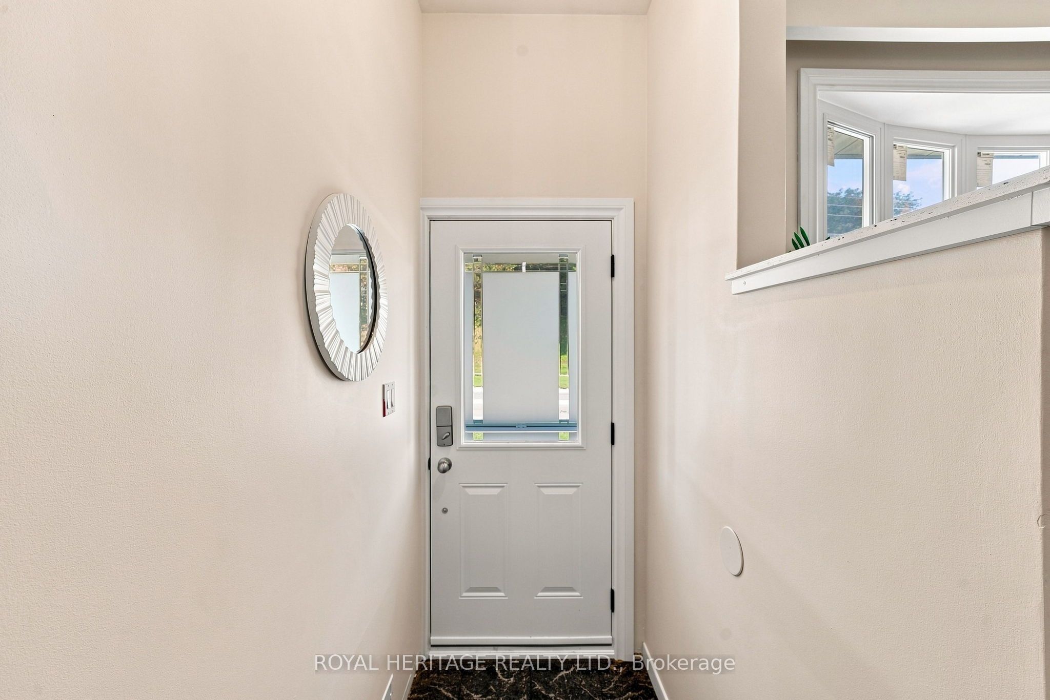 471 Rossland Road E, Oshawa, ON L1G 2X3 photo 5