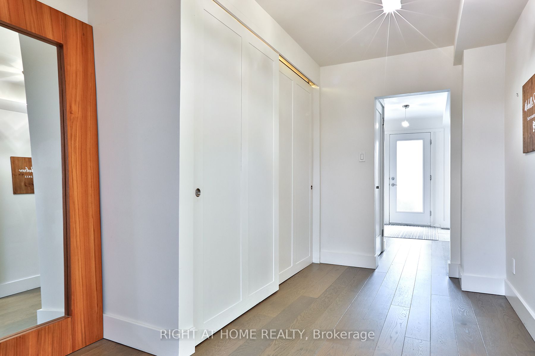 34 Scarcliff Gardens, Toronto, ON M1E 2A2 photo 4