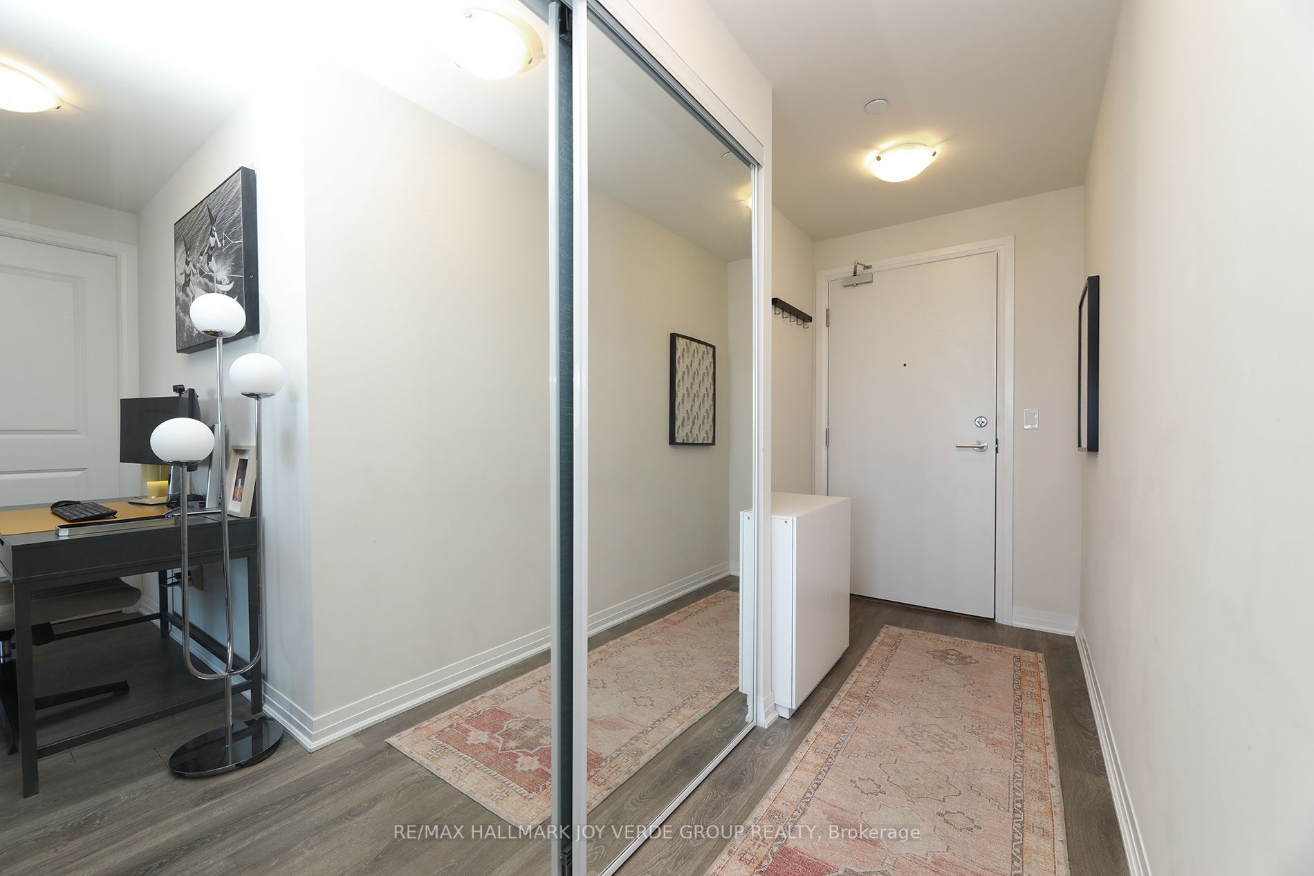 2301 Danforth Avenue 616, Toronto, ON M4C 0A7 photo 3