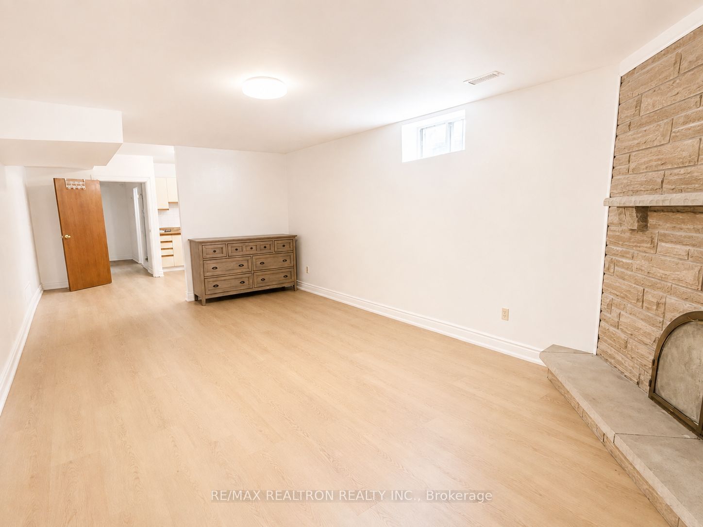322 Morrish Road Basement, Toronto, ON M1C 1G1 photo 4