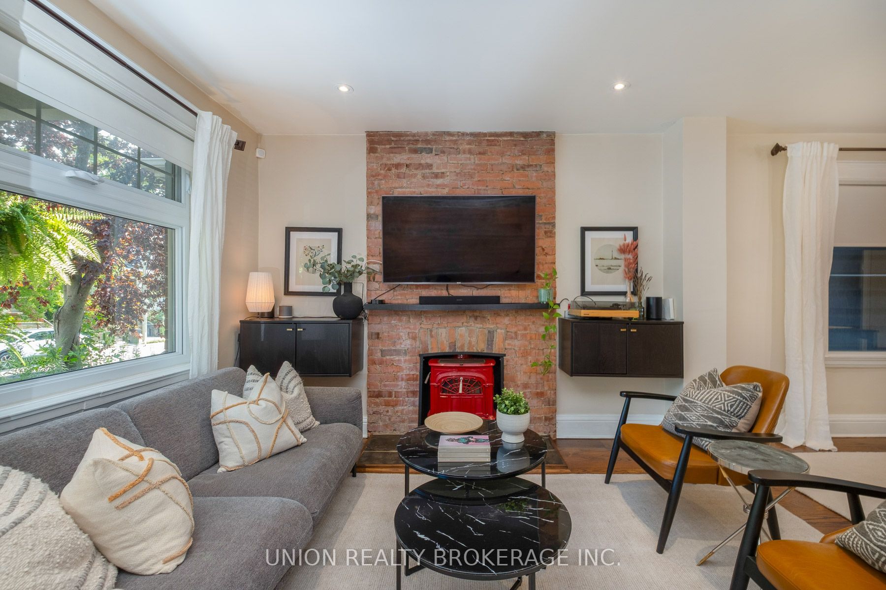706 Woodbine Avenue, Toronto, ON M4E 2J1 photo 4