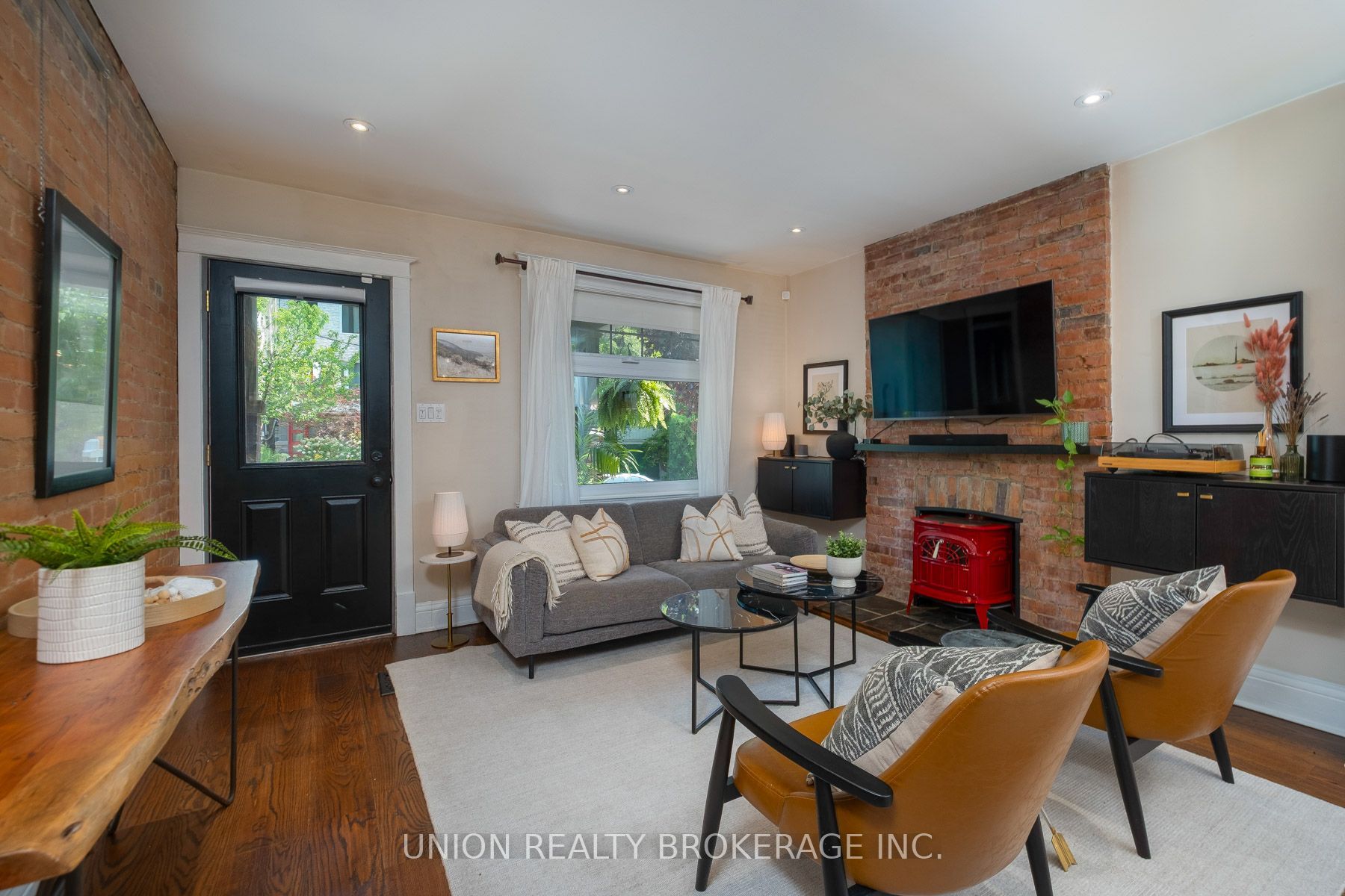 706 Woodbine Avenue, Toronto, ON M4E 2J1 photo 5
