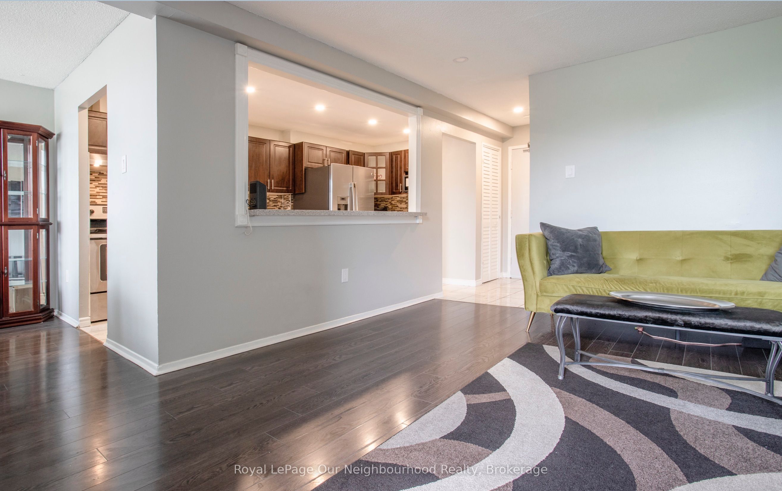 4064 Lawrence Avenue E 507, Toronto, ON M1E 4V6 photo 4