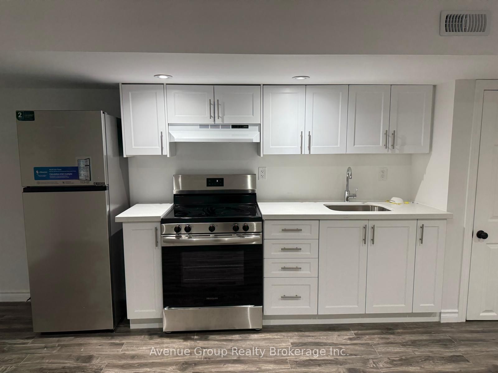 193 Rouge River Drive Basement, Toronto, ON M1B 6G7 photo 5