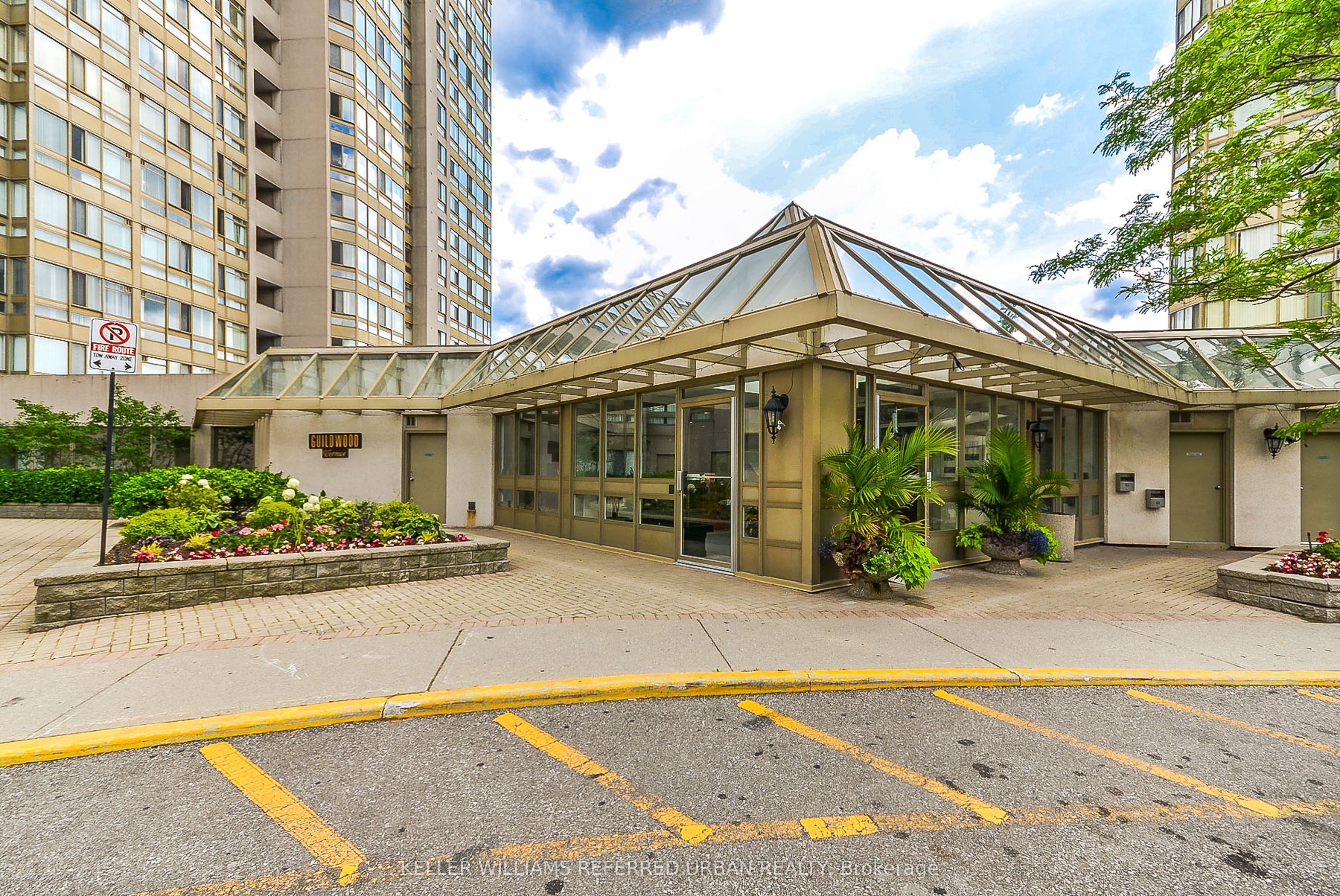 3231 Eglinton Avenue E 1006B, Toronto, ON M1J 3N5