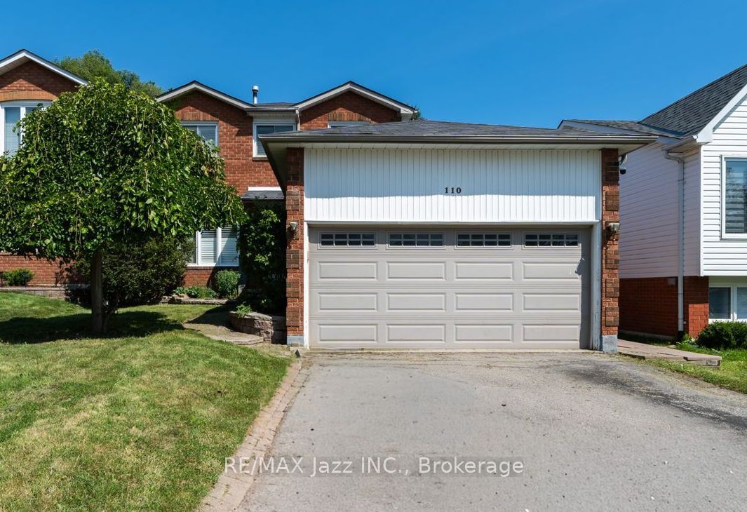 110 Freeland Avenue E, Clarington, ON L1C 4V6