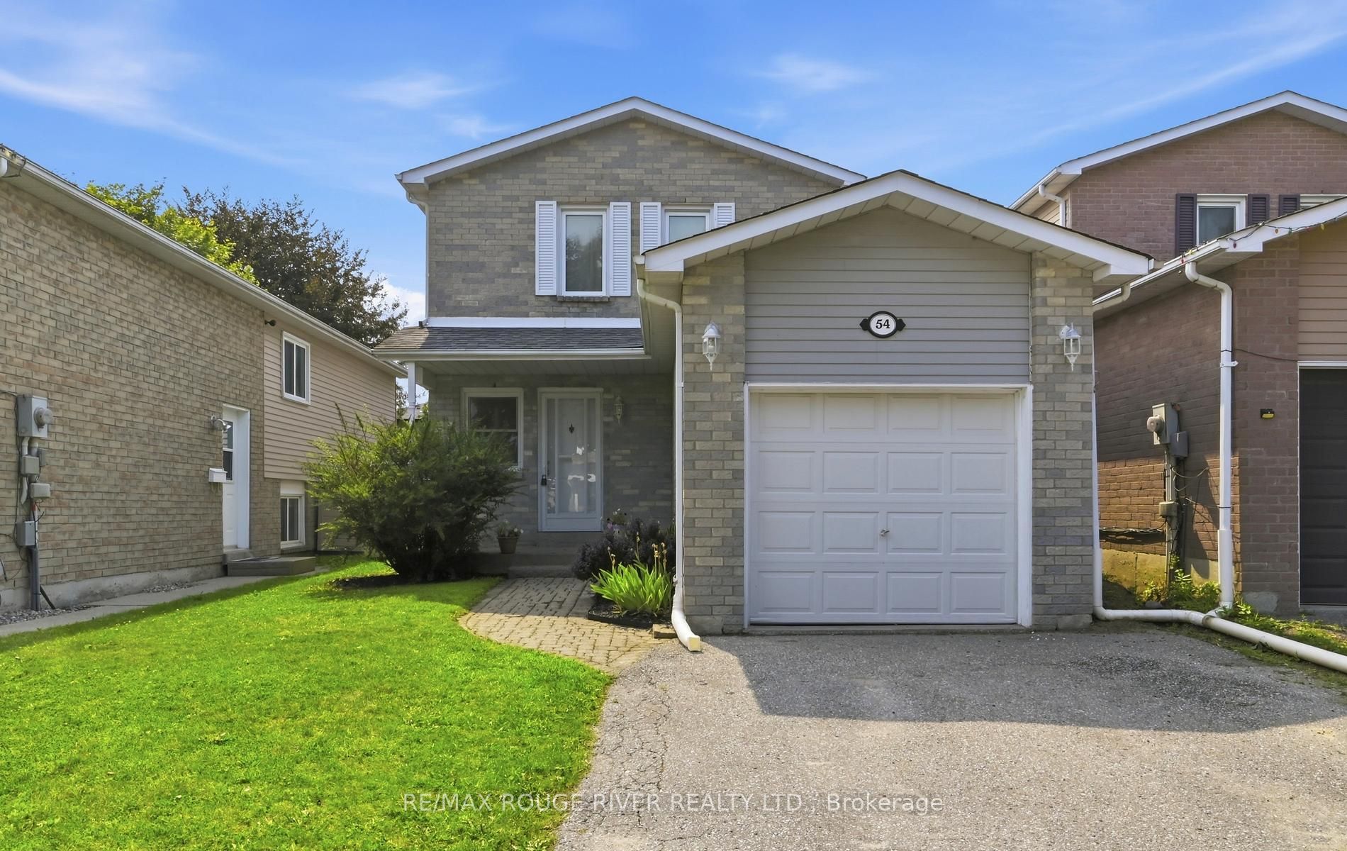 54 Firwood Avenue, Clarington, ON L1E 1R6 photo 2