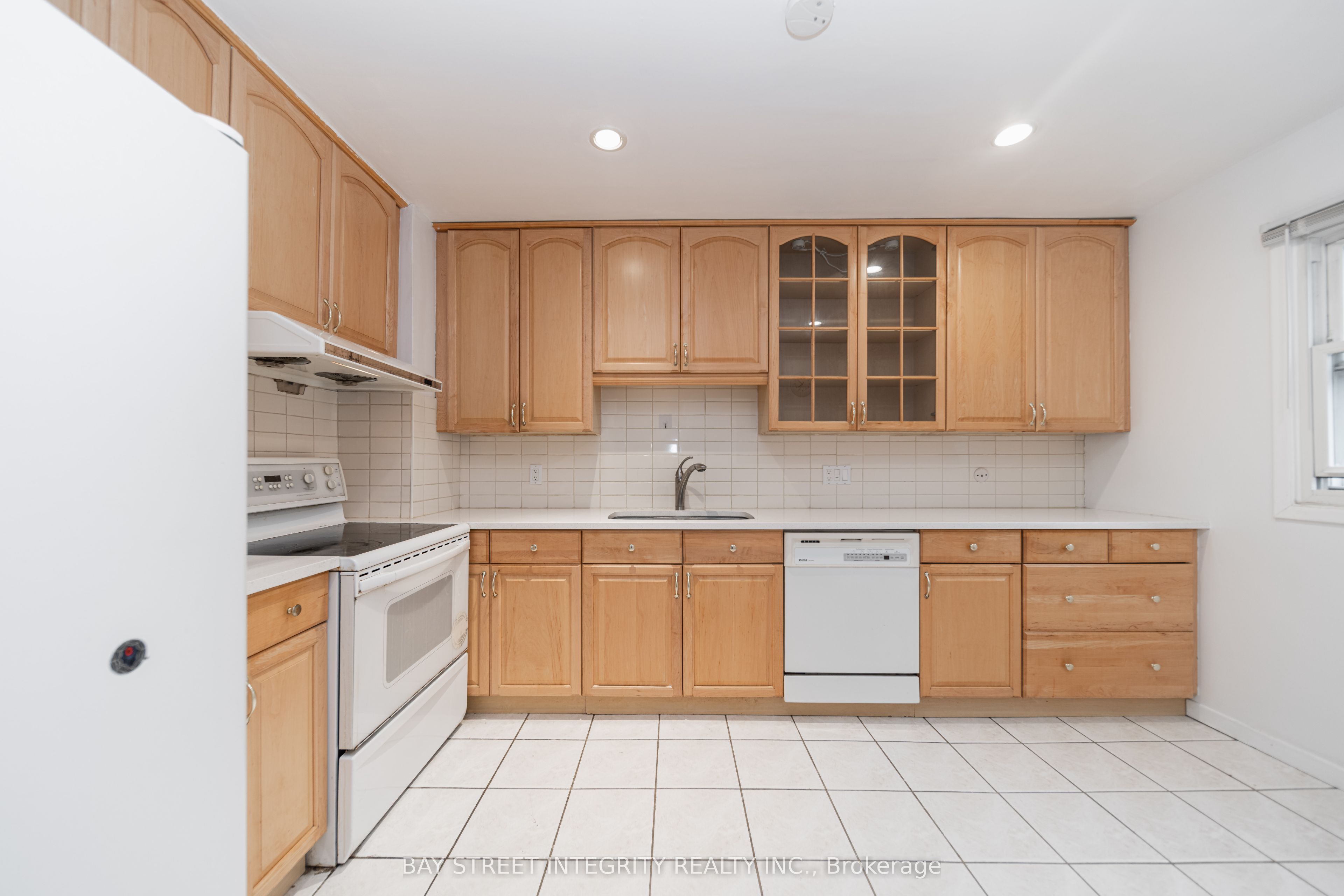 6 Sandy Haven Drive, Toronto, ON M1W 3H9 photo 2