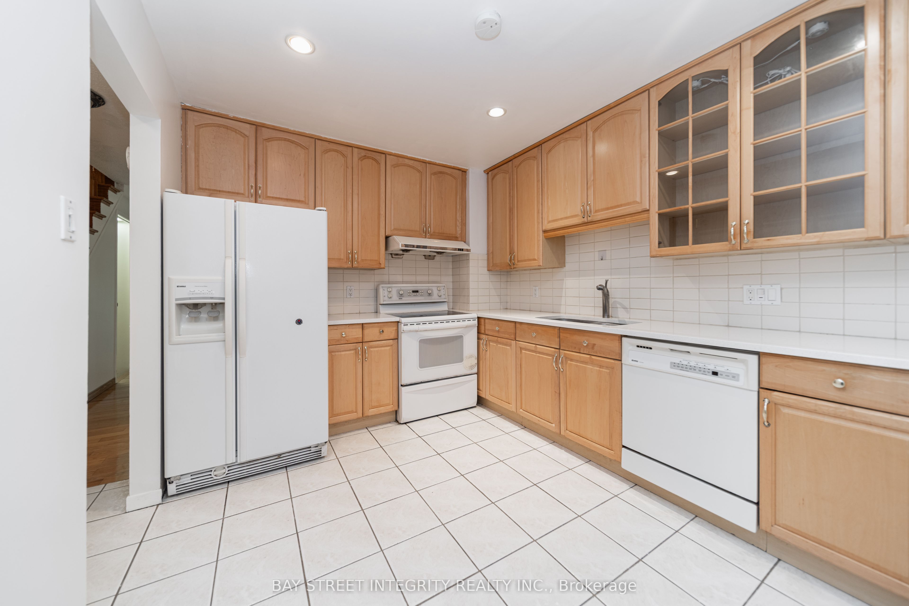 6 Sandy Haven Drive, Toronto, ON M1W 3H9 photo 3